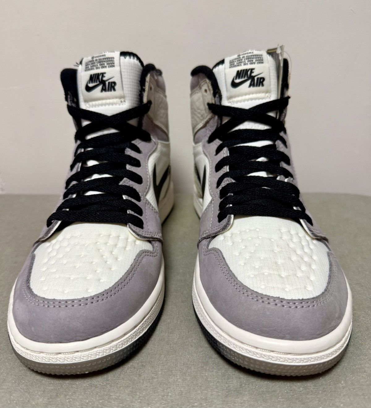 Jordan Brand JORDAN 1 HIGH ELEMENT GORE-TEX 'LIGHT BONE' Size US 9 / EU 42 - 1 Thumbnail
