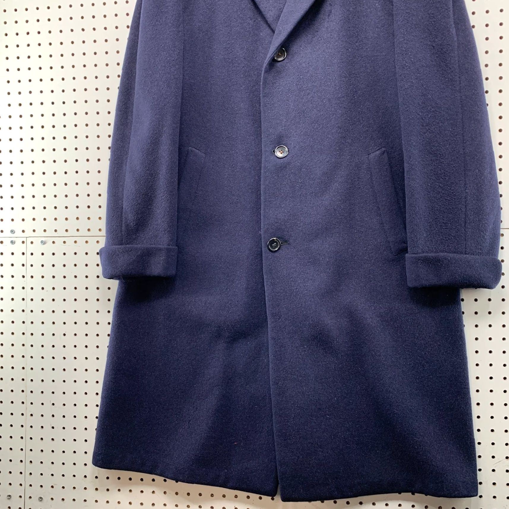 Vintage VINTAGE Kuppenheimer Wool Overcoat 40s 50s Mens 42 Navy Blue Made Union USA Jacket Coat Long Wool Solid Button Winter Fall Women? No gender. Size US XS / EU 42 / 0 - 3 Thumbnail