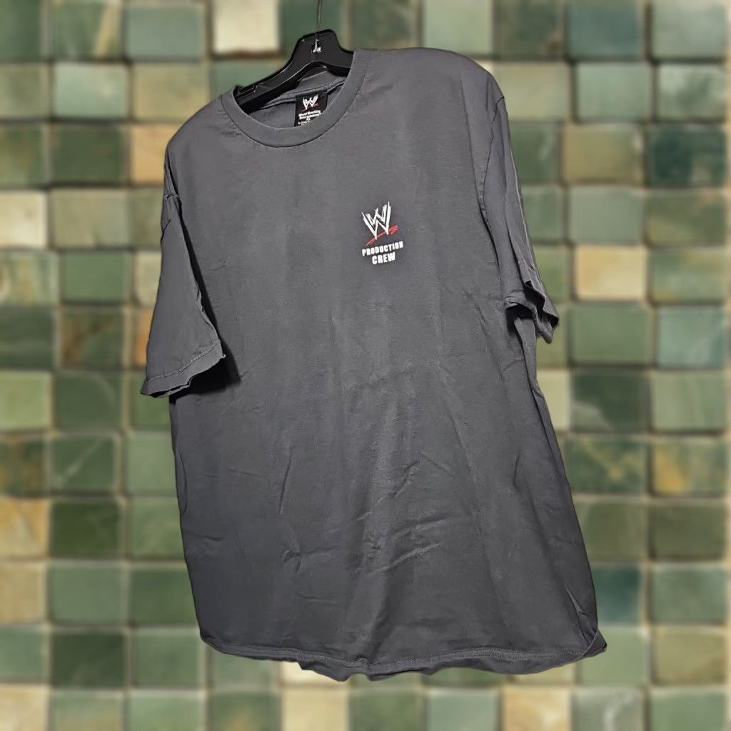 Hogan VINTAGE WWE The Road That Never Ends Tour Shirt Crew Production Hogan Men XL Gray Graphic Tee Short Sleeve T-Shirt 2004 WWE Tour Size US XL / EU 56 / 4 - 1 Thumbnail