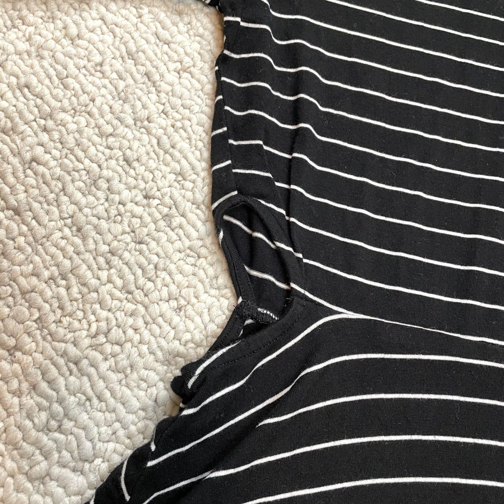 American Eagle Outfitters American Eagle Black Striped Long Sleeve Fit and Flare Medium Soft & Sexy Size M / US 6-8 / IT 42-44 - 2 Thumbnail