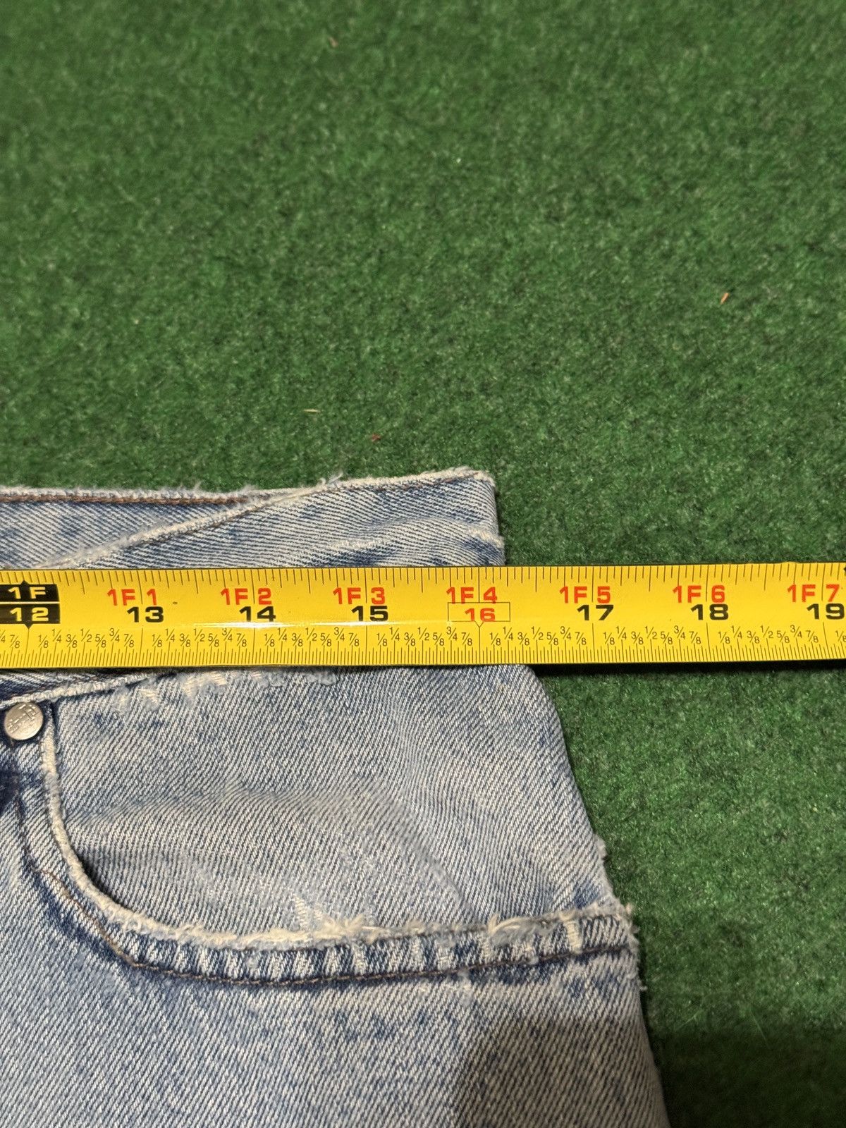 Levi's Vintage Clothing Vintage 90s Silvertab Levi’s Loose Distressed 32x34 Jeans Size US 32 / EU 48 - 5 Thumbnail