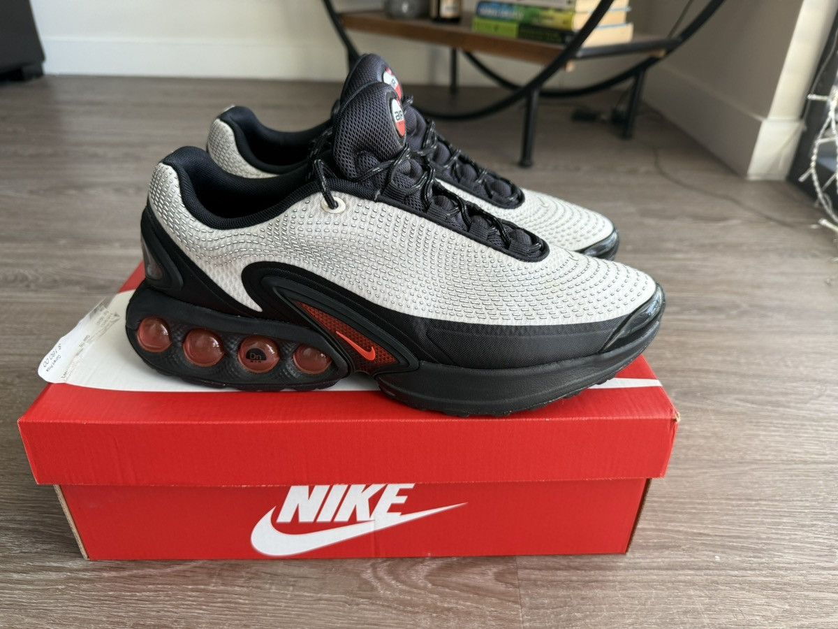 Nike Air Max DN HQ3422-110 Size US 9 / EU 42 - 1 Thumbnail