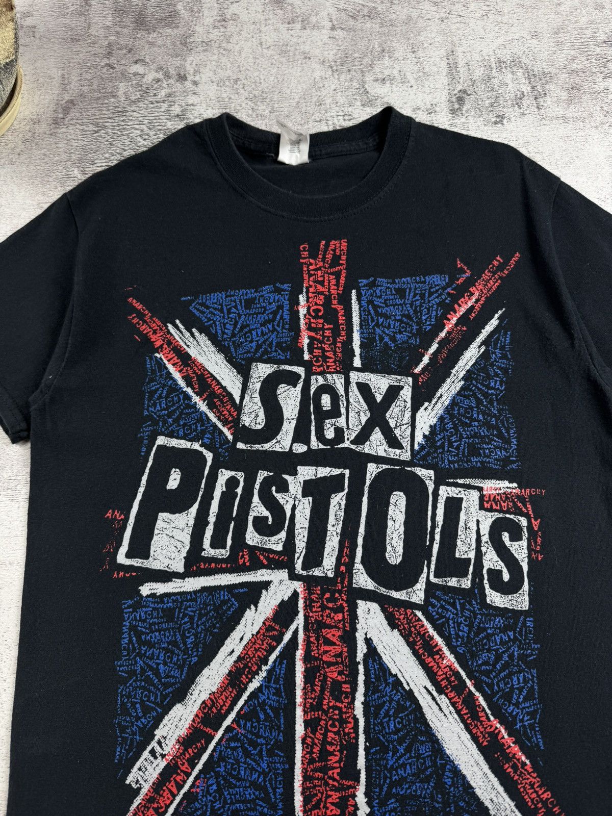 Band Tees SEX PISTOLS Gildan Rock Faded Merch Devil Jersey T Shirt Tee Size US S / EU 44-46 / 1 - 6 Thumbnail