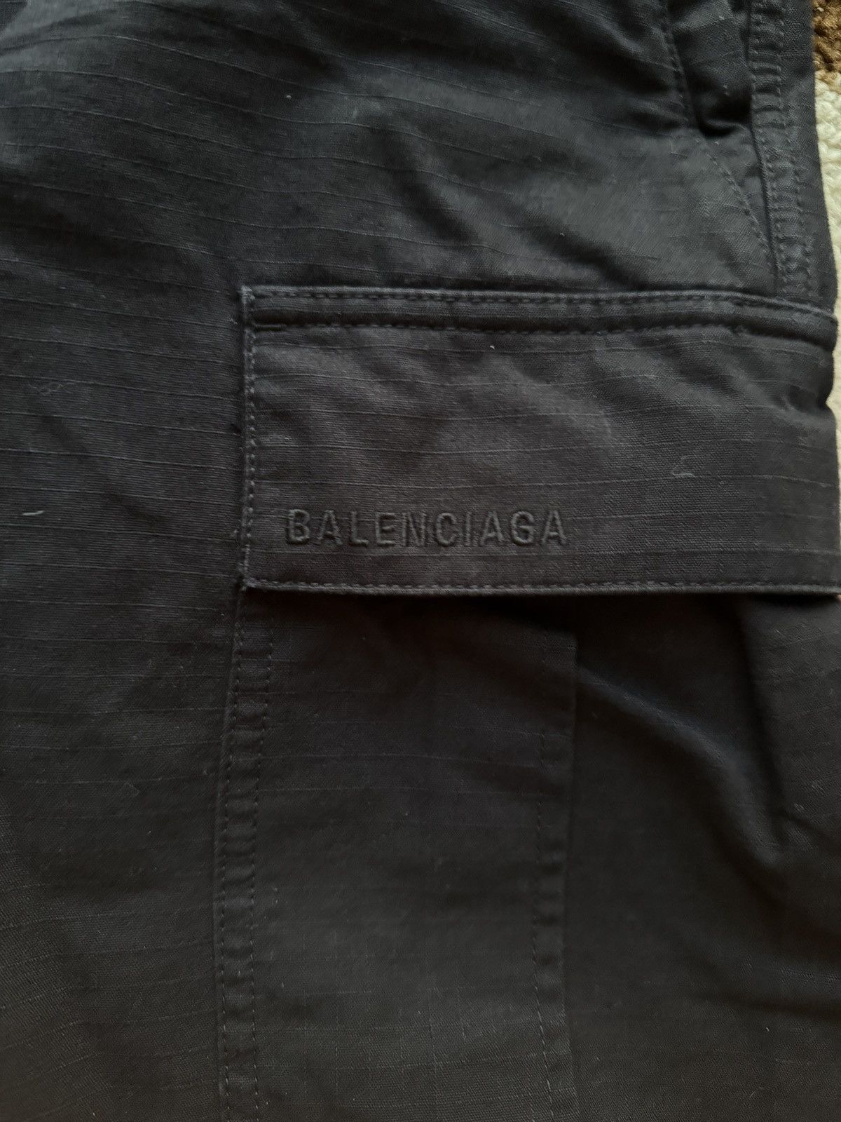 Balenciaga NWOT Balenciaga Cargos w Zipper flare Size US 36 / EU 52 - 3 Thumbnail