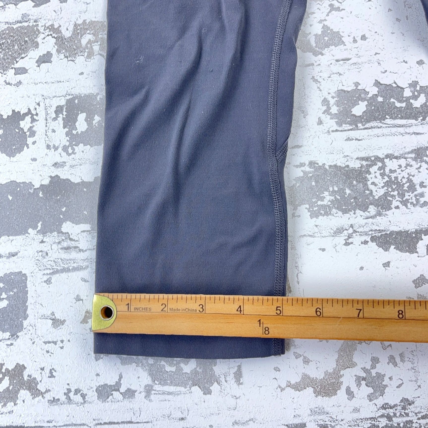 Lululemon VINTAGE Lululemon Leggings Women 6 Gray Wunder Under Cropped Stretch Pull On Workout Size 28" / US 6 / IT 42 - 4 Thumbnail