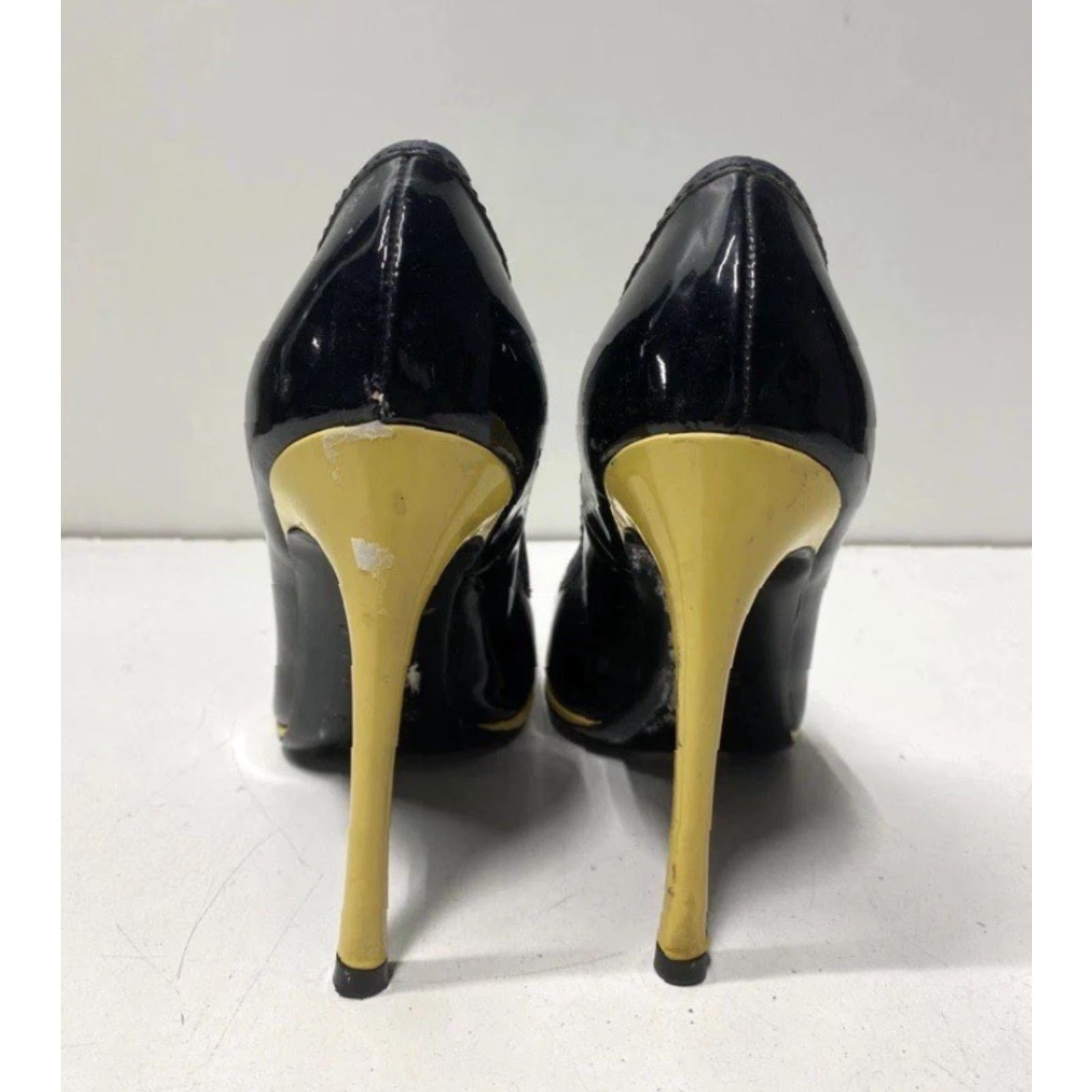 Yves Saint Laurent Women’s Yves Saint Laurent YSL Designer Black Suede/Golden High Heels Size 5.5 Pump Leather Black Womens 5.5 YSL Size US 6 / IT 36 - 5 Thumbnail