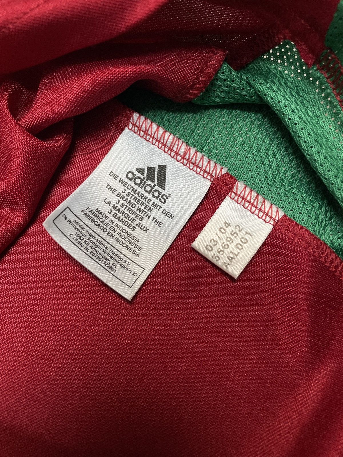 Nike × Vintage Vintage Euro 2004 Adidas Portugal Soccer Jersey Tee Size US L / EU 52-54 / 3 - 12 Thumbnail