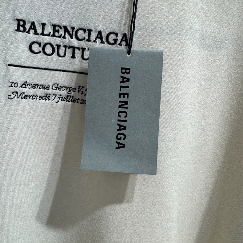 Balenciaga Balenciaga Fashion Limited Beige Front and Back Embroidere Size US S / EU 44-46 / 1 - 5 Thumbnail