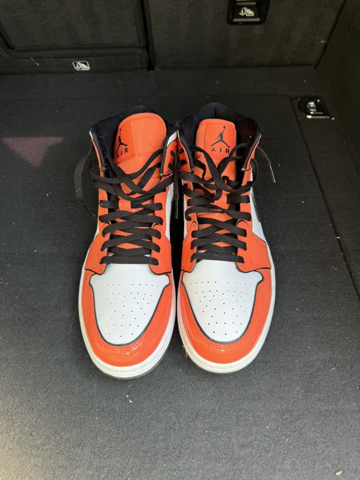 Jordan Brand Jordan 1 Mid SE Turf Orange Size US 13 / EU 46 - 1 Thumbnail