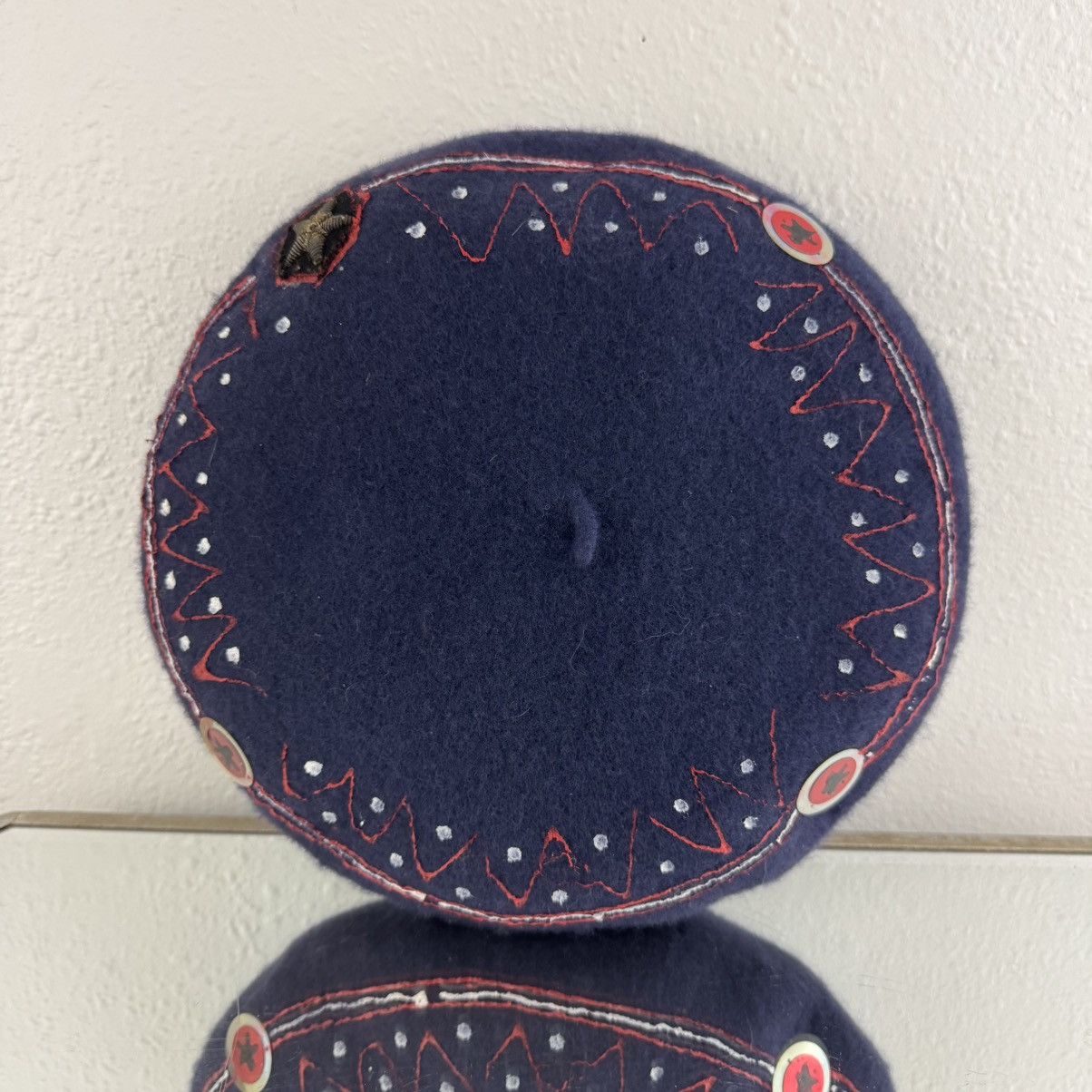 Vintage Vintage 90s Handmade Navy Red Wool Star French Beret Hat Size ONE SIZE - 3 Thumbnail