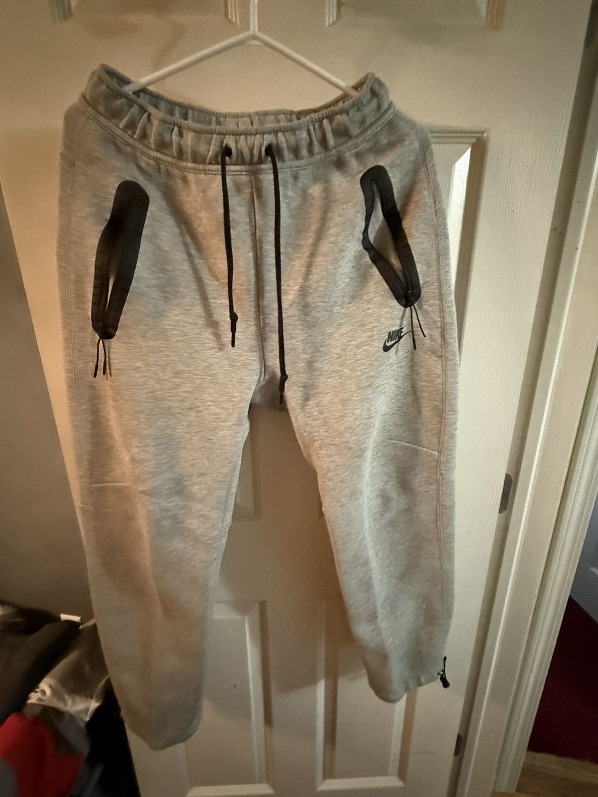 Nike Men’s NIKE TECH FLEECE open hem joggers Size US 30 / EU 46 - 1 Thumbnail