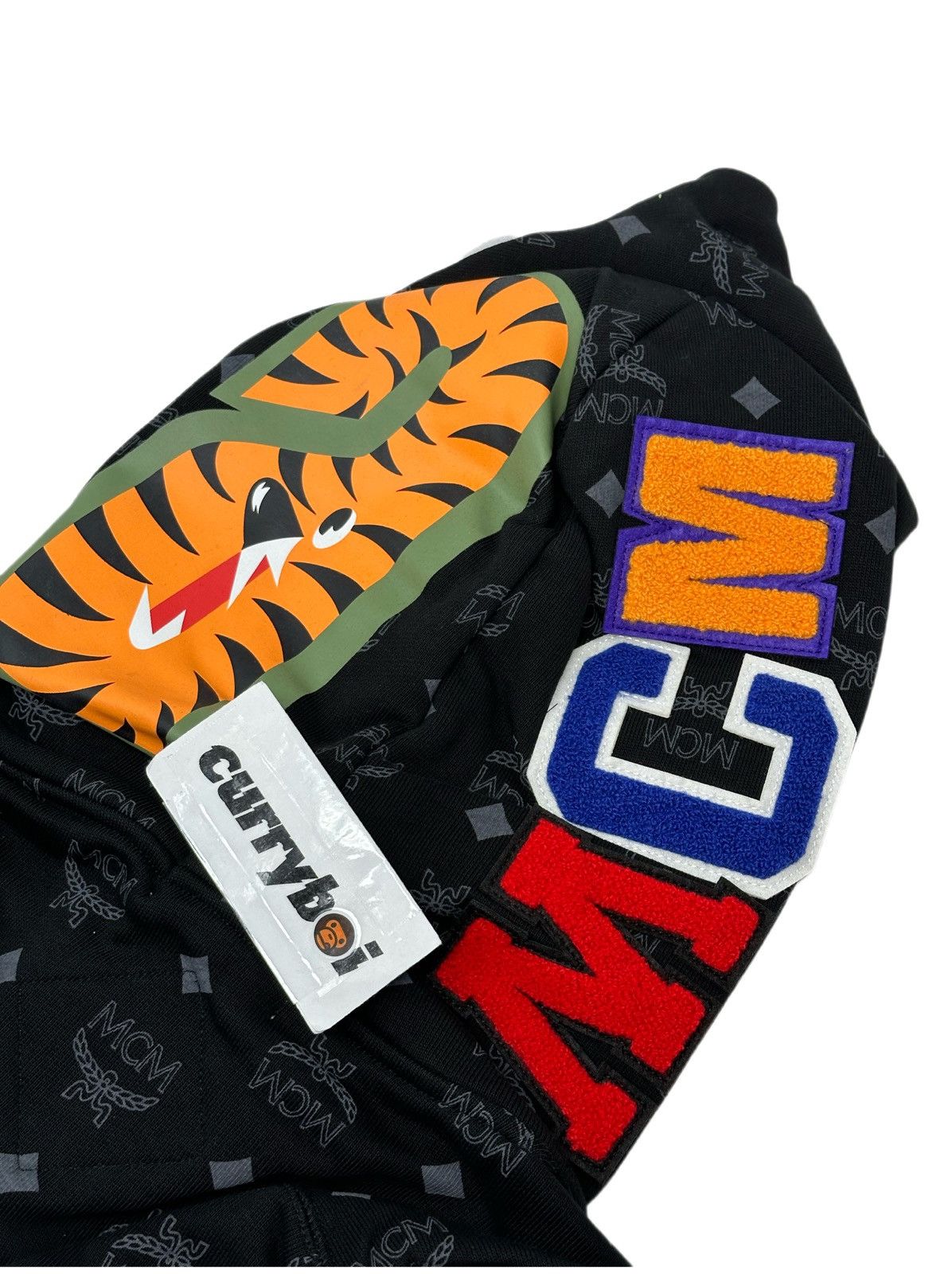 Bape × MCM BAPE x MCM Shark Pullover Hoodie Black Size US XL / EU 56 / 4 - 9 Thumbnail