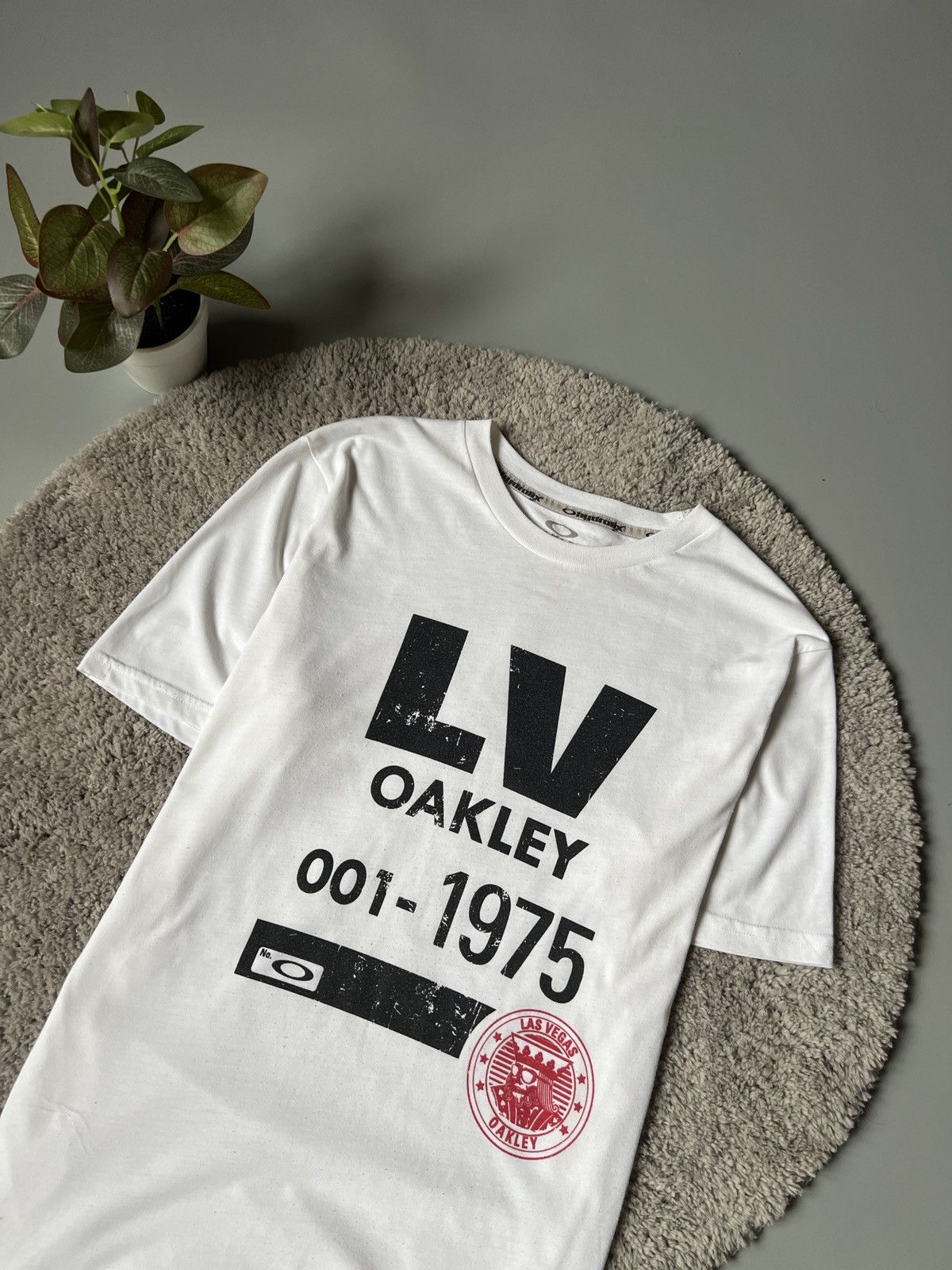 Oakley × Vintage Vintage Oakley White T-shirt Size US M / EU 48-50 / 2 - 2 Thumbnail