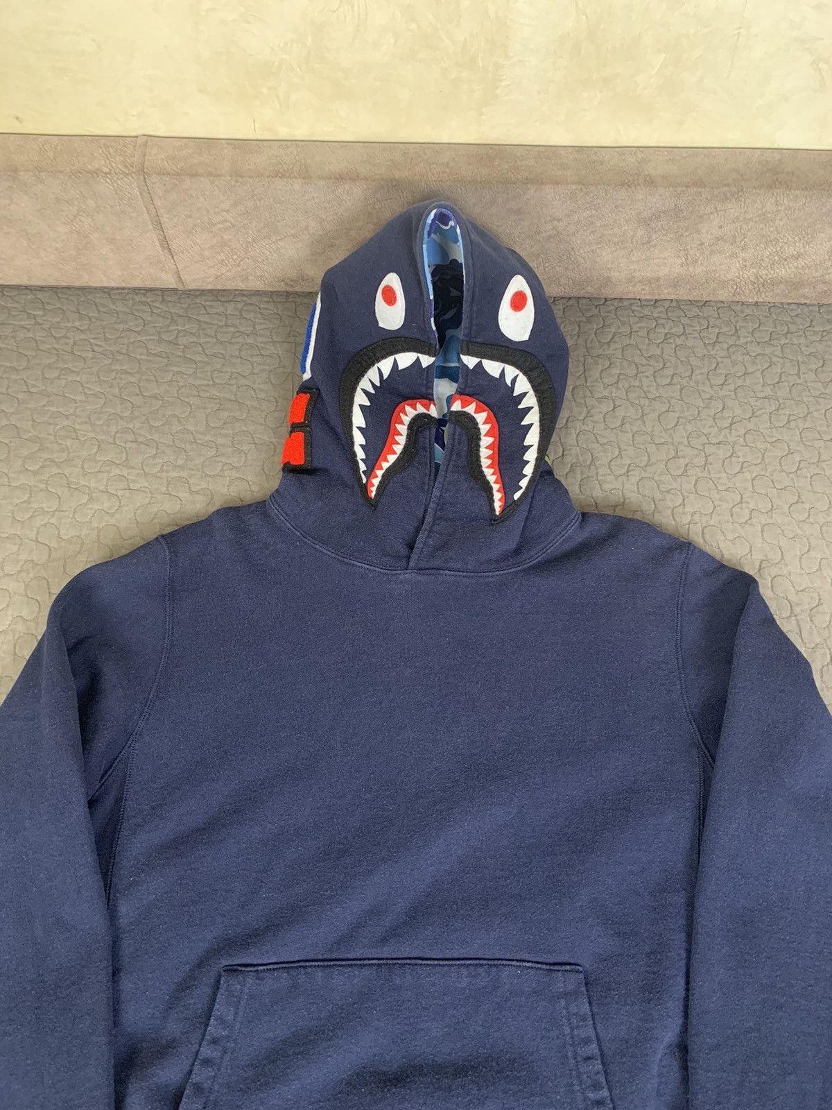 Bape A Bathing Ape Bape Shark Hoodie Made in Japan Size US M / EU 48-50 / 2 - 2 Thumbnail