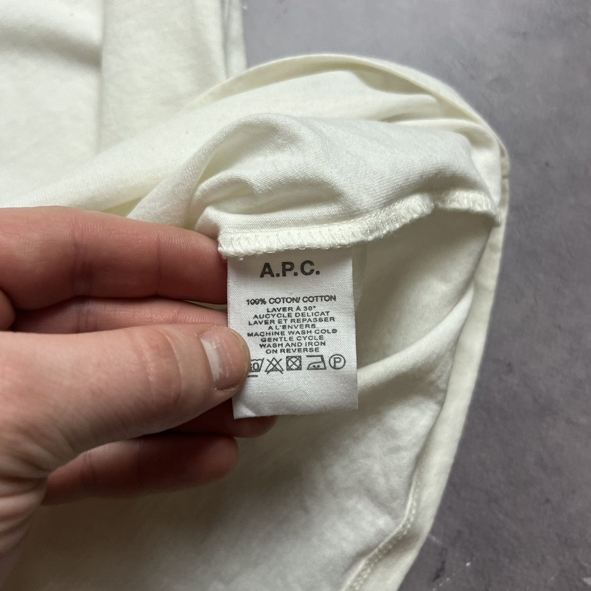 A.P.C. Rare! A.P.C Hiver 87 Big Logo Tee Kaos 00s Size US M / EU 48-50 / 2 - 13 Thumbnail