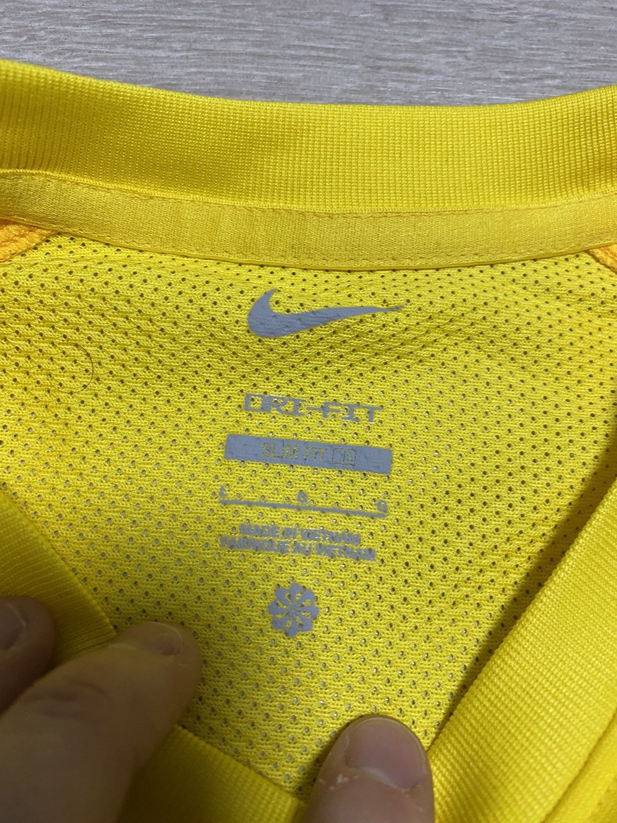 Nike AUTHENTIC SUNDERLAND 2021-22 HOME FOOTBALL SHIRT LARGE NIKE Size US L / EU 52-54 / 3 - 10 Thumbnail