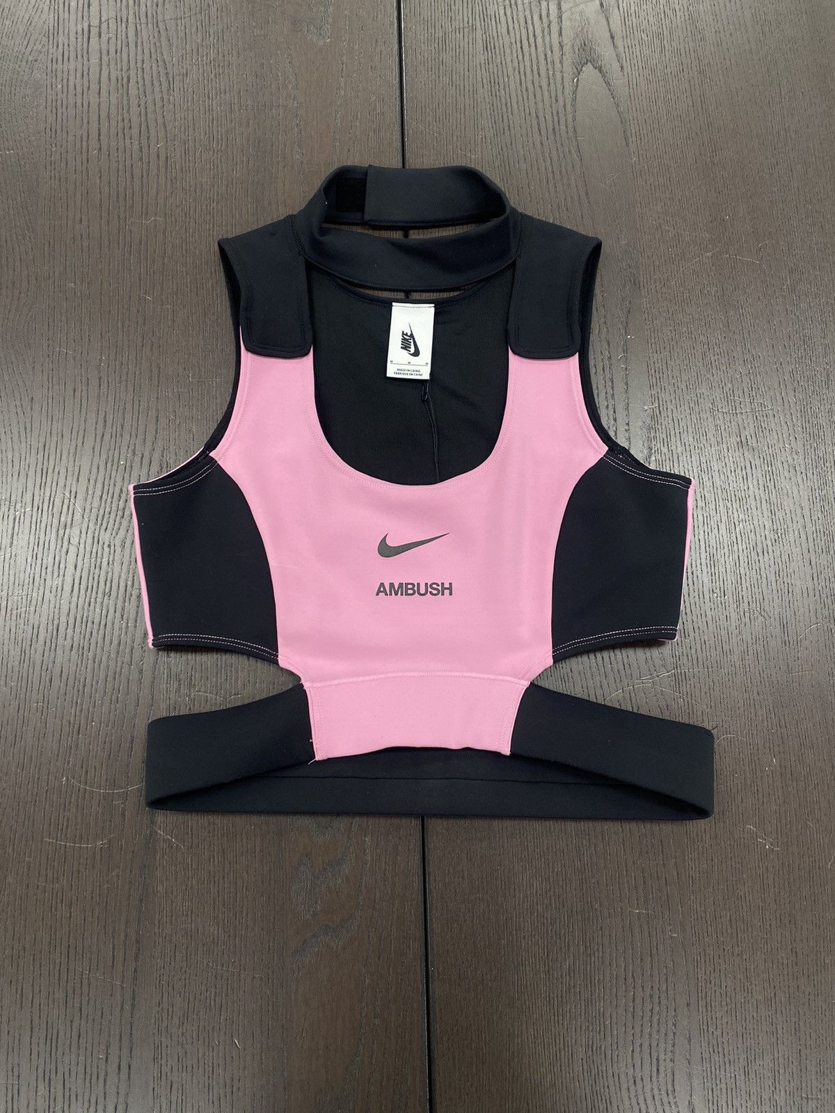 Ambush Design × Nike Nike x Ambush Crop Top Flamingo/Black Size M / US 6-8 / IT 42-44 - 1 Thumbnail