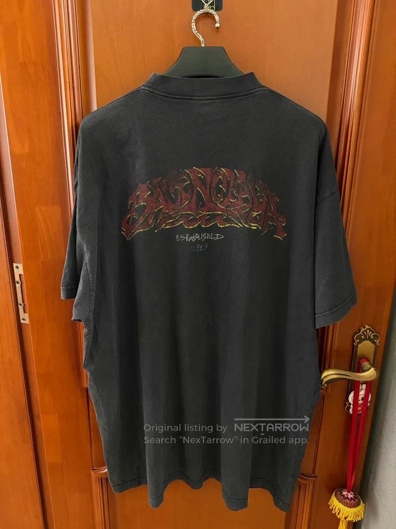 Balenciaga Balenciaga Flame Graffiti Printed Short Sleeve Size US XL / EU 56 / 4 - 2 Thumbnail