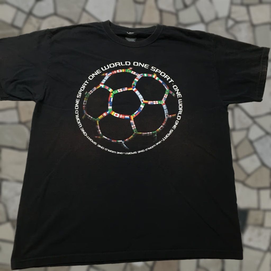 Vintage Nike Shirt Mens XL Black Soccer Football One World One Sport T-shirt Size US XL / EU 56 / 4 - 1 Thumbnail