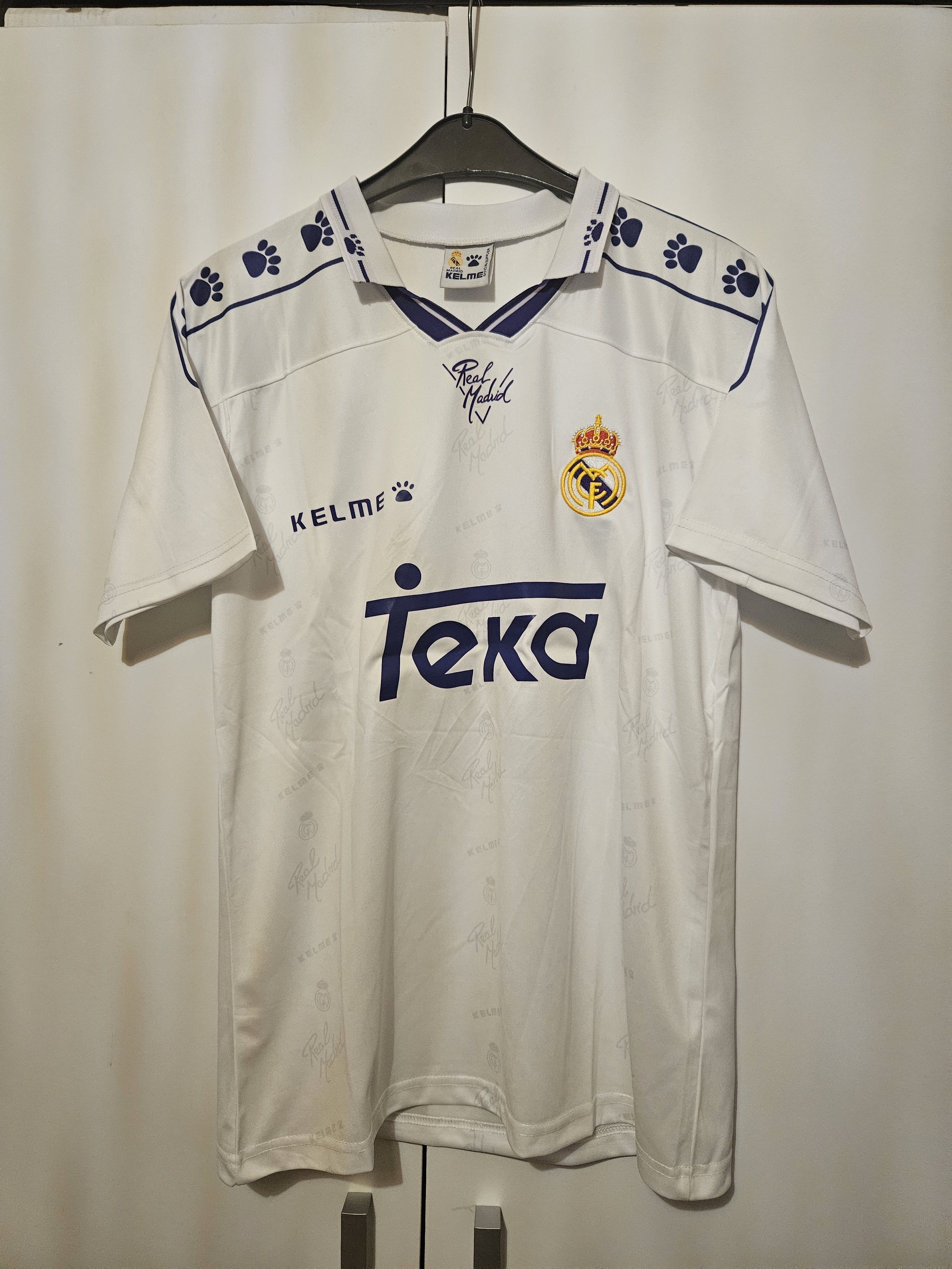 Other Laudrup 10 Real Madrid 1994/95 Vintage Soccer Jersey trikot Size US L / EU 52-54 / 3 - 2 Thumbnail
