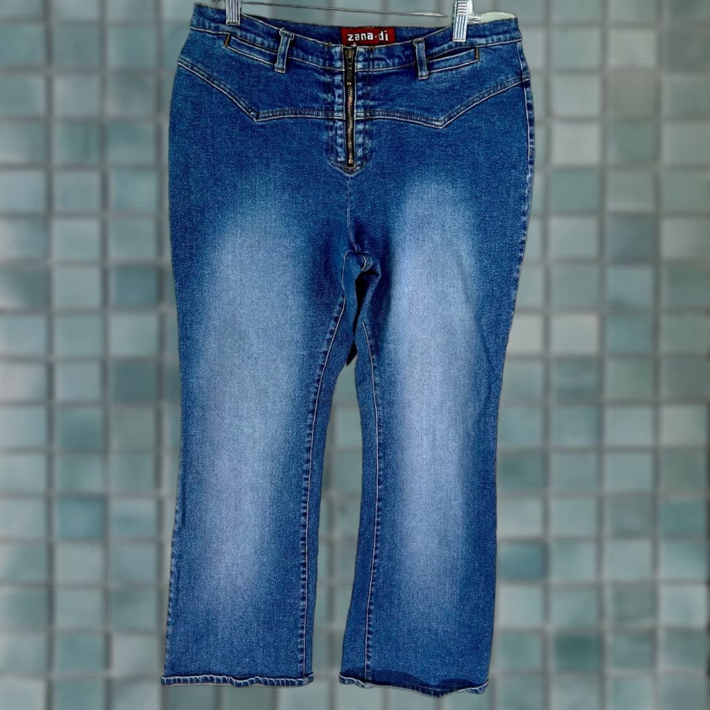 Denime VINTAGE Zana Di Womens Jeans Straight Leg Medium Wash Blue Denim Size 16 Size 38" / US 16 / IT 52 - 1 Thumbnail