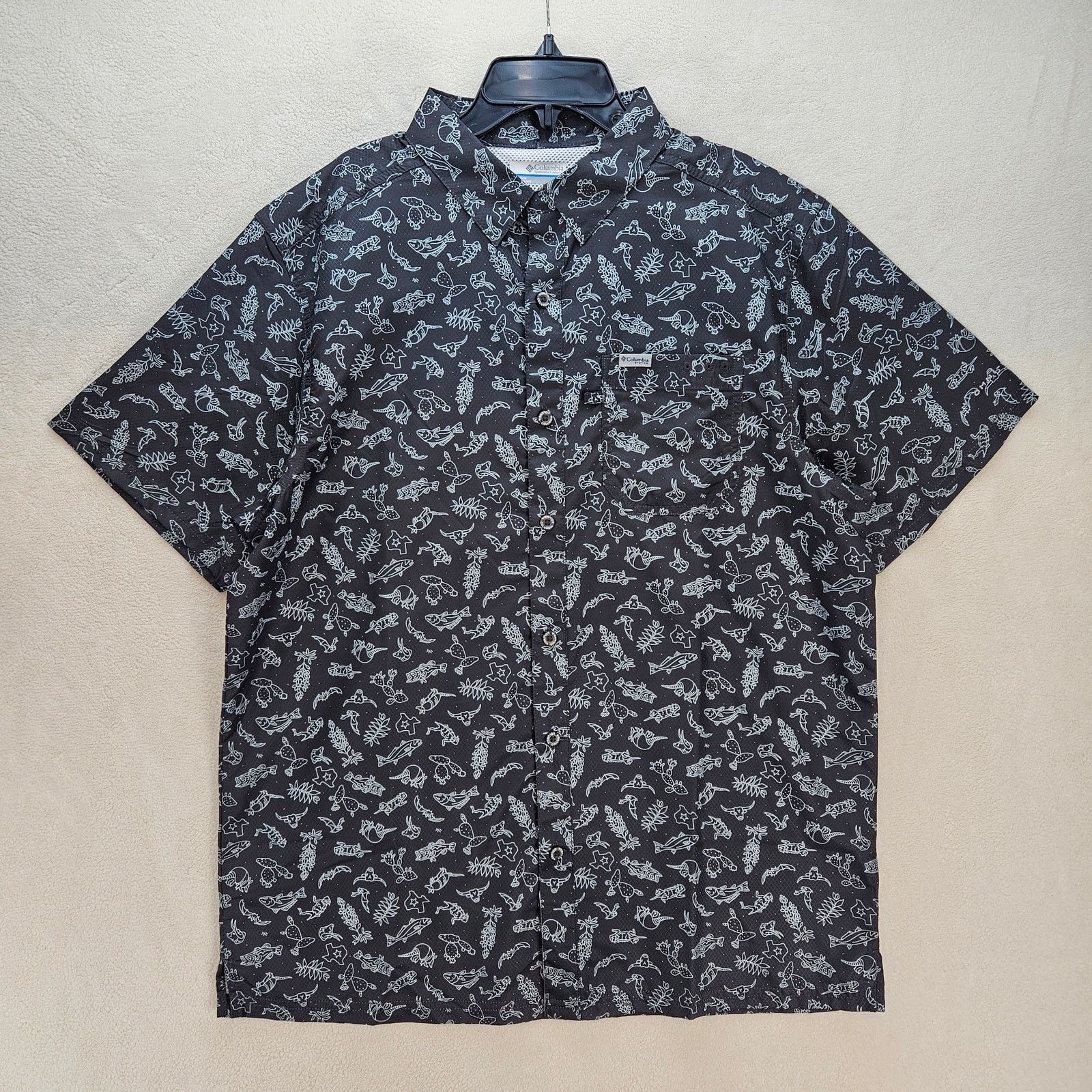 Columbia COLUMBIA PFG MEN'S MEDIUM ANIMAL PRINT BLACK SHORT SLEEVE Size US M / EU 48-50 / 2 - 1 Thumbnail