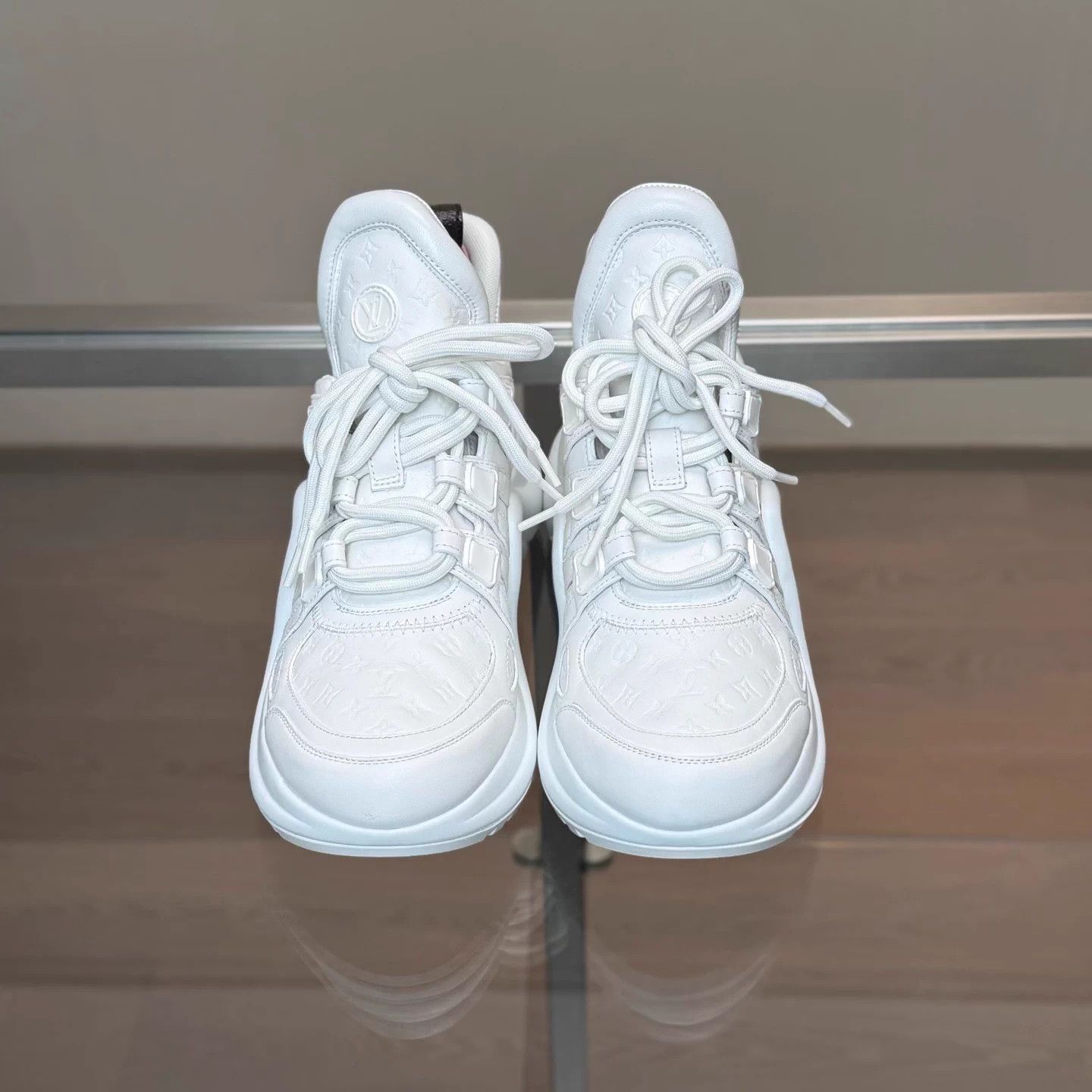 Louis Vuitton LV Archlight White Embossed Print Dad Sneaker Size US 7.5 / IT 37.5 - 2 Thumbnail