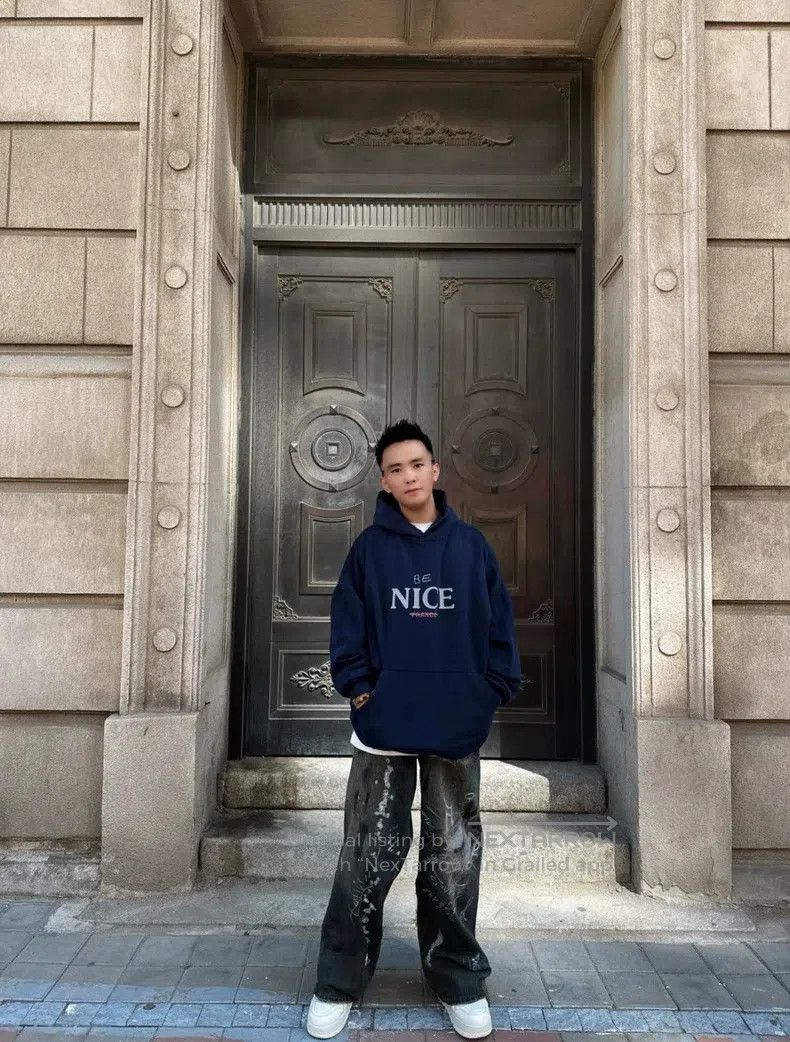 Balenciaga Balenciaga hoodie Size US L / EU 52-54 / 3 - 8 Thumbnail