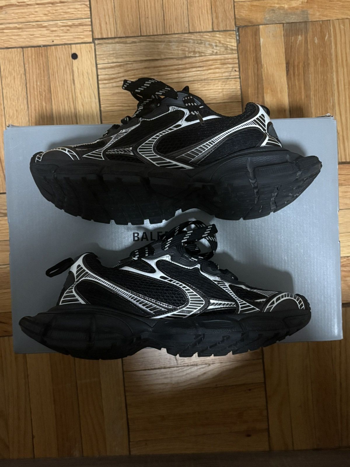 Balenciaga Balenciaga 3XL Size US 7 / EU 40 - 3 Thumbnail