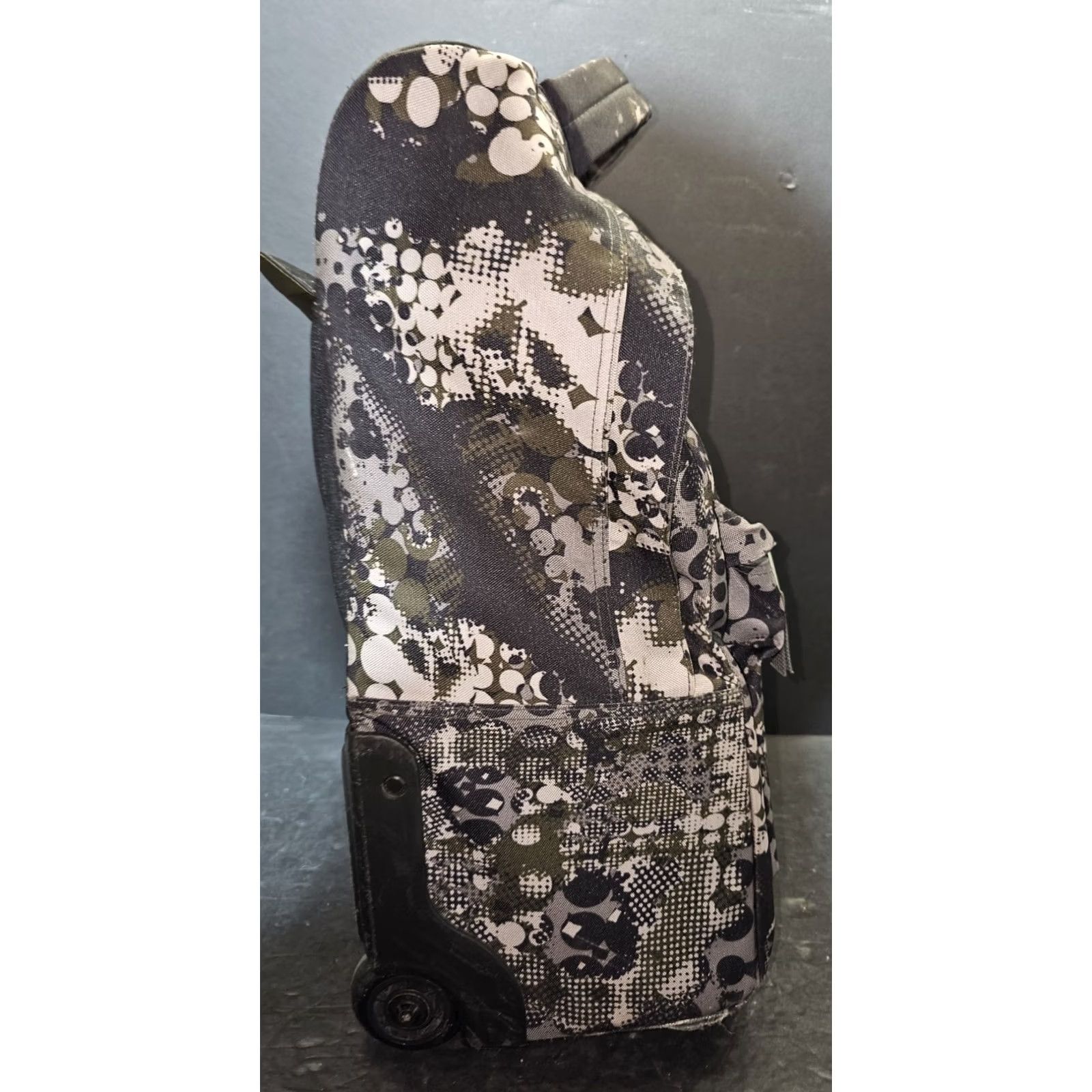 Jansport VINTAGE? No. JanSport The 9 Backpack Wheeled Carry-On Travel Luggage 20x12x10 Digital Camo Size ONE SIZE - 5 Thumbnail