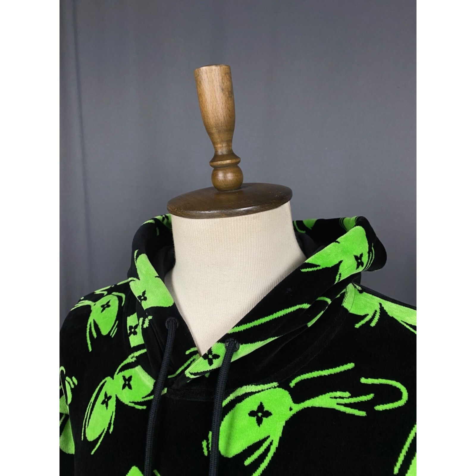 Louis Vuitton RARE! LV Louis Vuittons Eyes Graphic Jacquard Hoodie Black S Size US XL / EU 56 / 4 - 5 Thumbnail