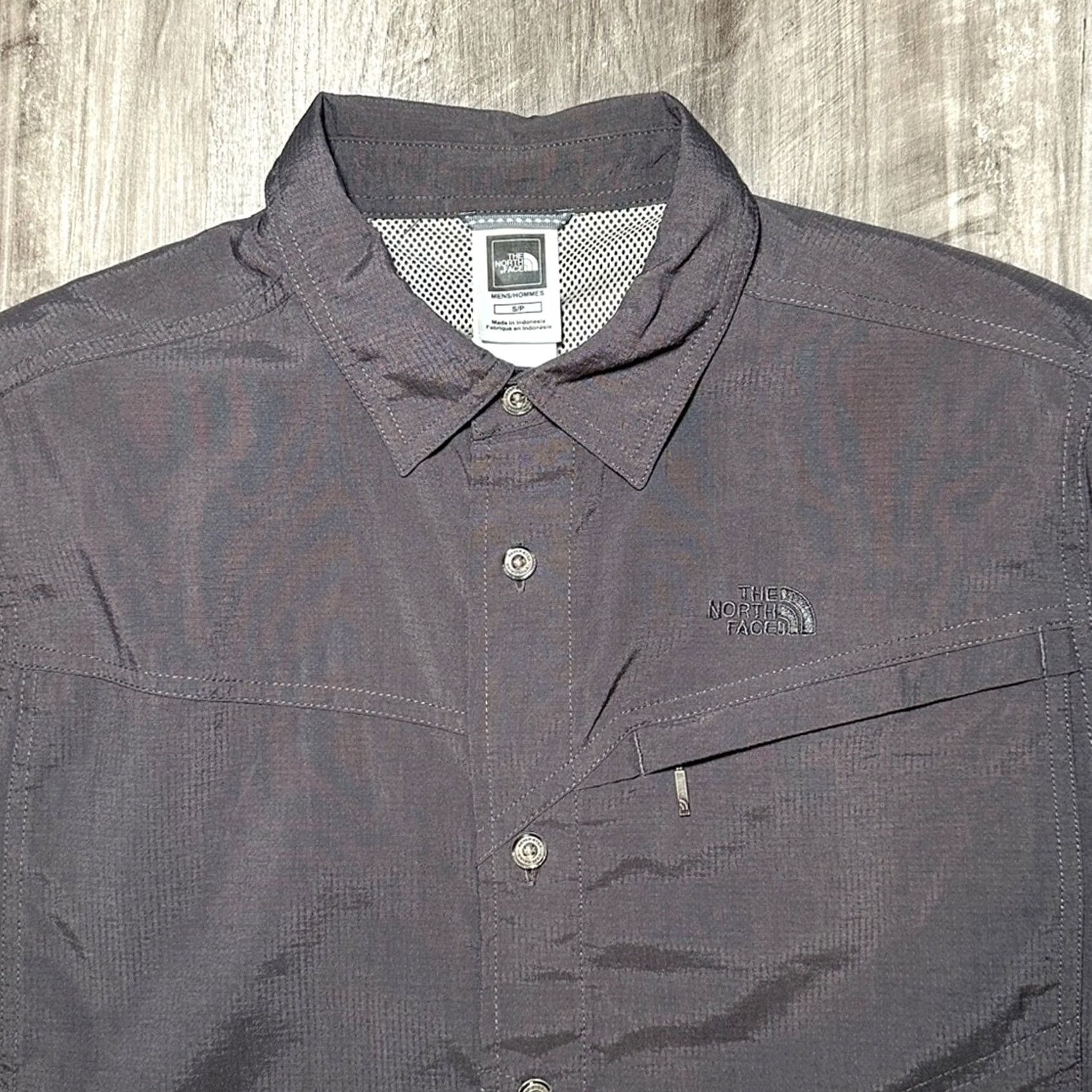 The North Face The North Face Sequoia Vented Long Sleeve Button Down - Small Mens Shirt Gray Charcoal Nylon 100% Long Sleeve 20" 28" 24.5" MS9018 Size US S / EU 44-46 / 1 - 6 Thumbnail