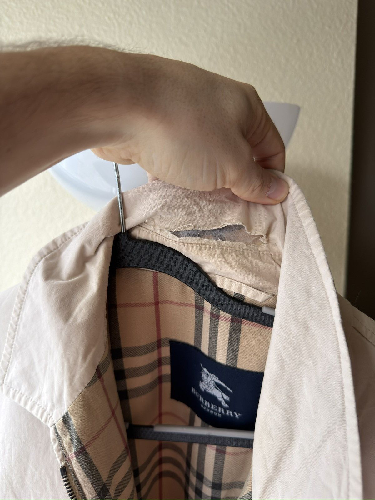 Burberry Burberrys vintage nova check plated bomber jacket Size US M / EU 48-50 / 2 - 21 Thumbnail