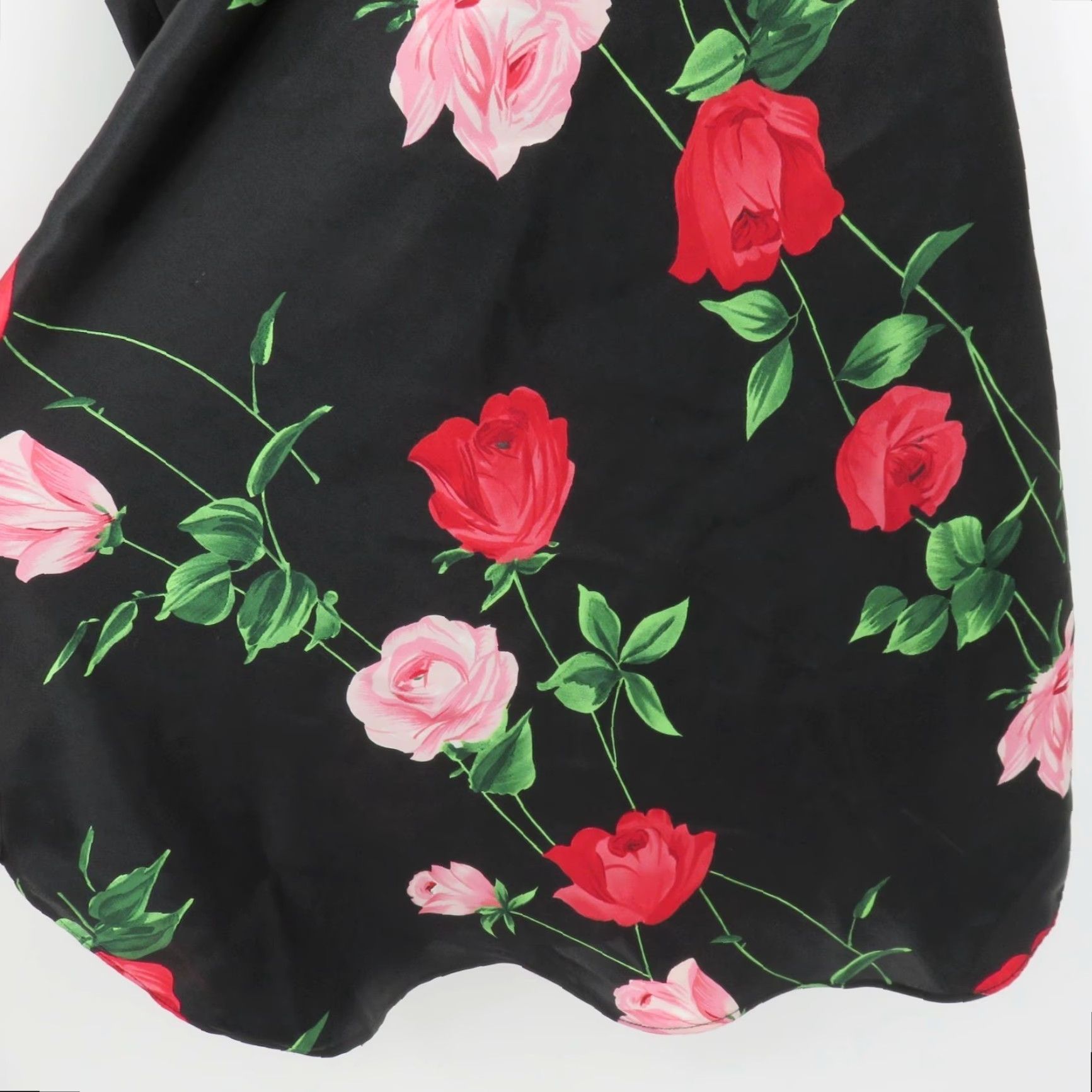 Vintage Secret Treasures Women Plus Size 1XL Rose Flower Floral Nightgown Sleep Dress Sleeveless Pullover Satin Polyester Black Cap Size XL / US 12-14 / IT 48-50 - 3 Thumbnail