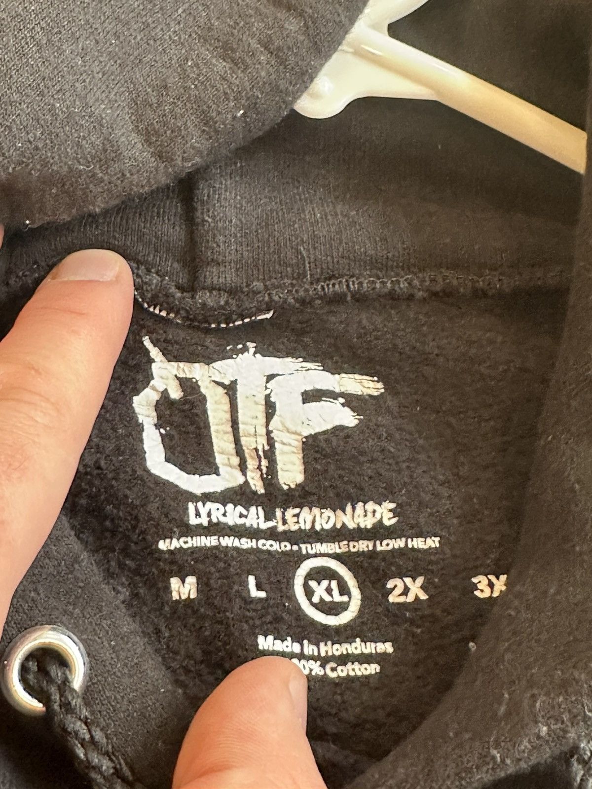 Lyrical Lemonade Lyrical Lemonade x OTF Lil Durk Collab Hoodie Men’s Size XL Size US XL / EU 56 / 4 - 5 Thumbnail