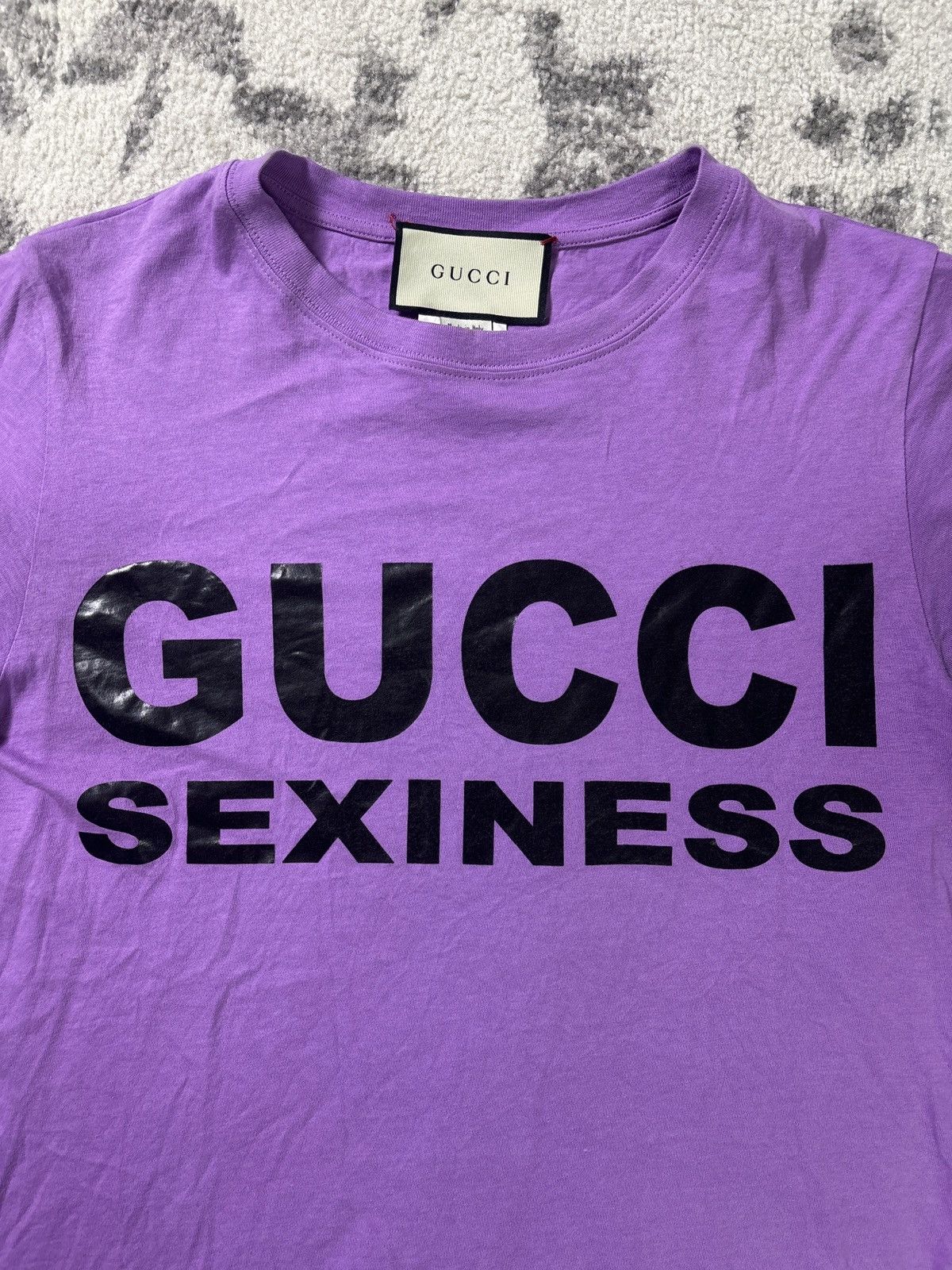 Gucci GUCCI SEXINESS T SHIRT (PURPLE) Size US M / EU 48-50 / 2 - 2 Thumbnail