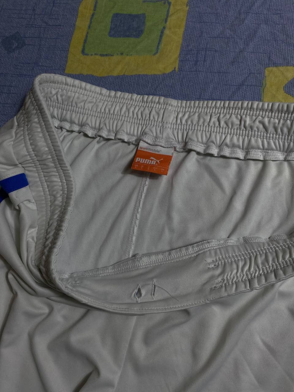 Puma Vintage 90s Puma shorts streetwear y2k casual style Size US 34 / EU 50 - 13 Thumbnail