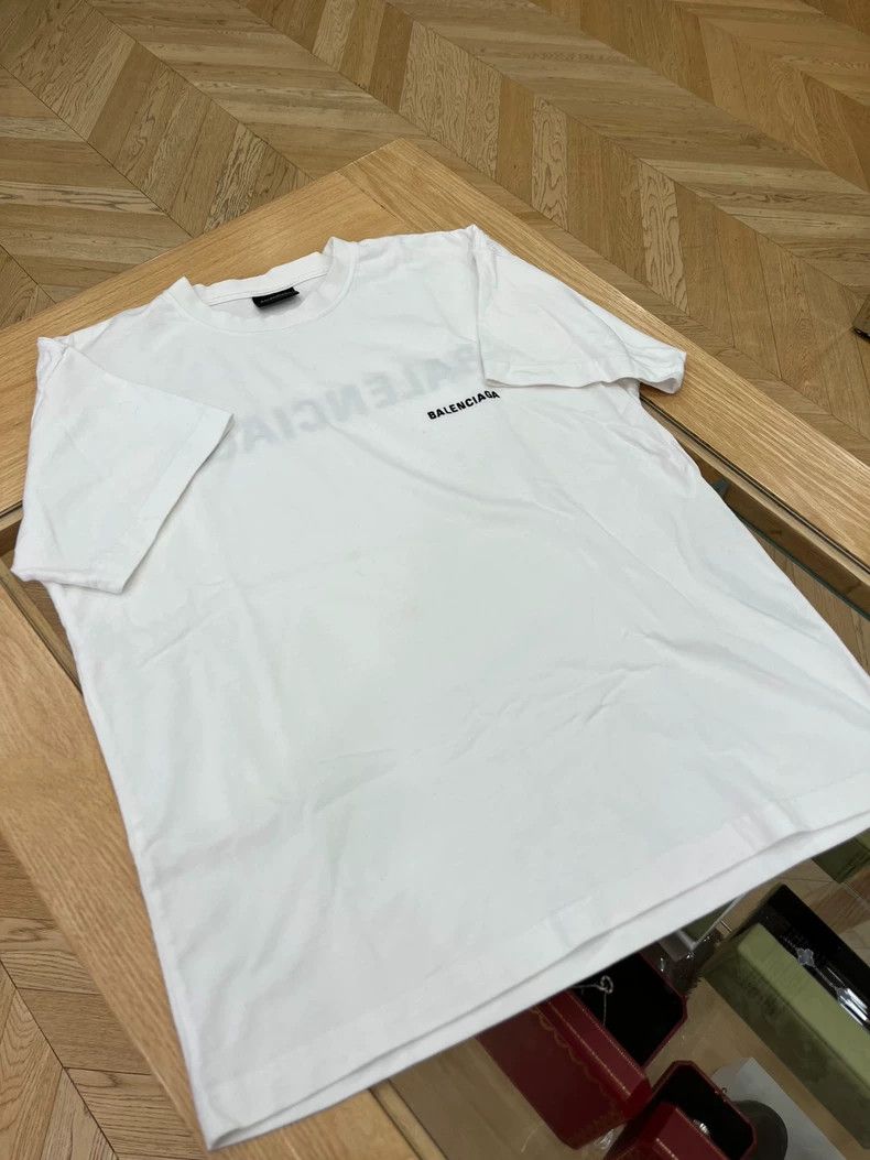 Balenciaga Balenciaga White T-Shirt Short Sleeve Front and Back Lette Size US M / EU 48-50 / 2 - 1 Thumbnail