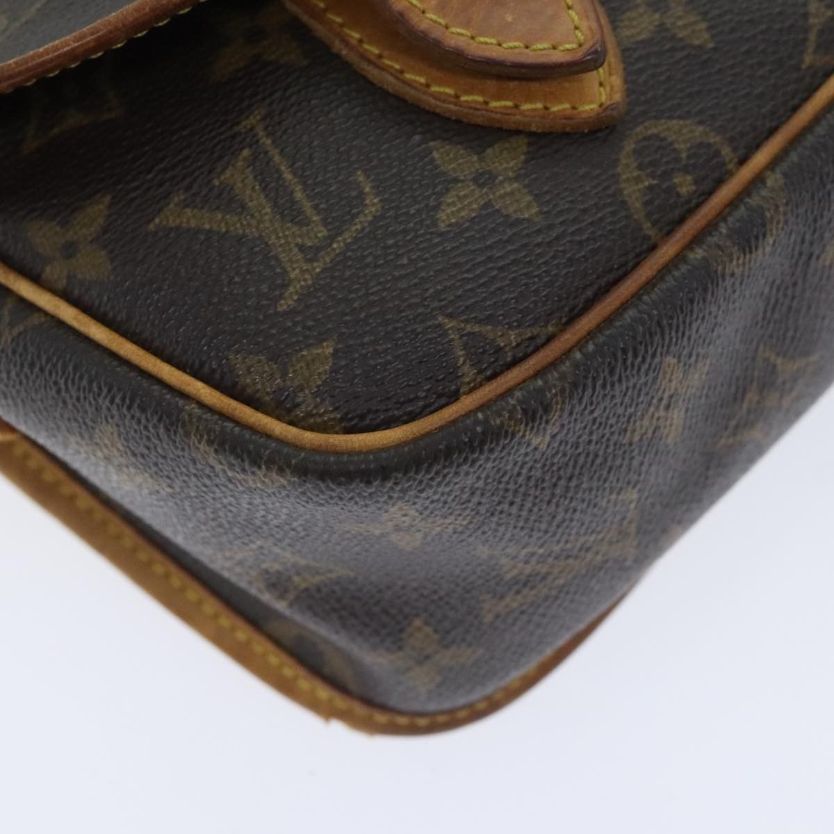 Louis Vuitton LOUIS VUITTON Monogram Gibeciere MM Shoulder Bag M42247 Size ONE SIZE - 16 Thumbnail