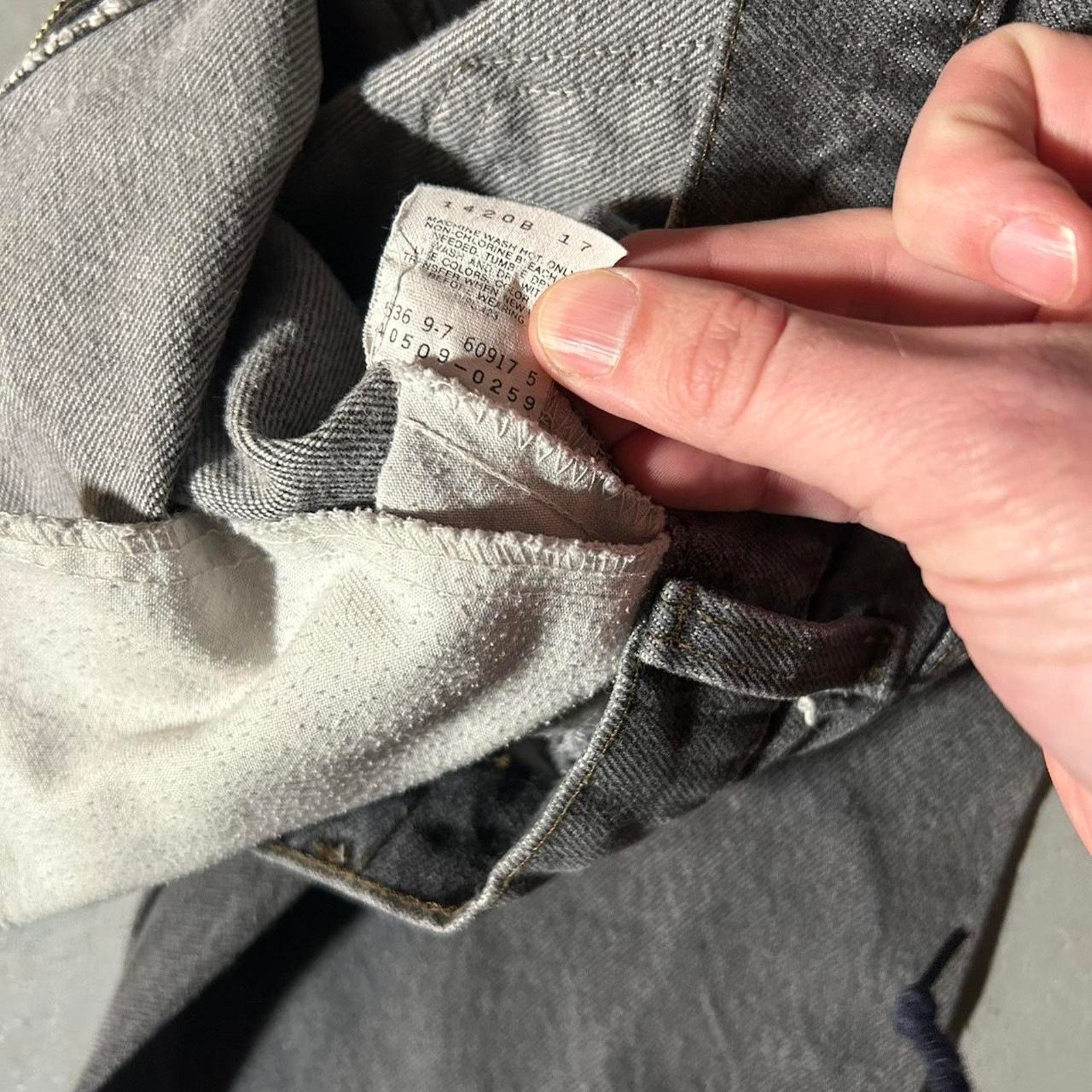 Levi's 80s grey levis has a Size US 32 / EU 48 - 6 Thumbnail