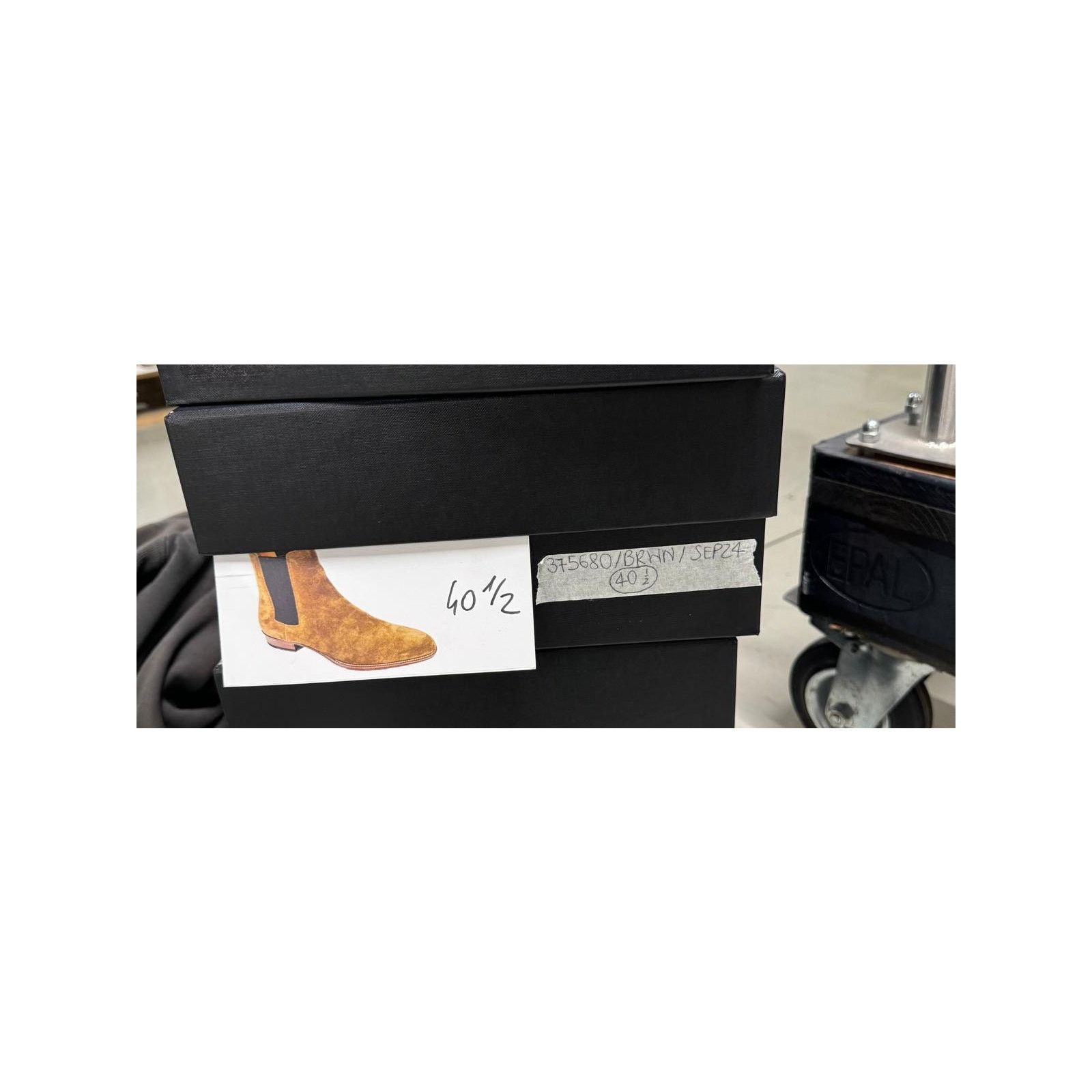 Saint Laurent Paris o1alsimx924 375680 Suede Chelsea Boots in Brown Size US 7.5 / EU 40-41 - 13 Thumbnail