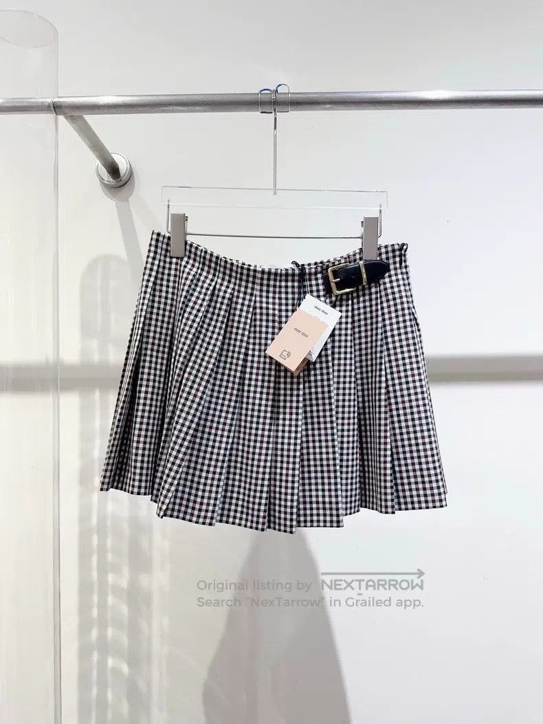 Miu Miu Miu Miu 36 Autumn and winter plaid overskirt Size 37" - 1 Thumbnail