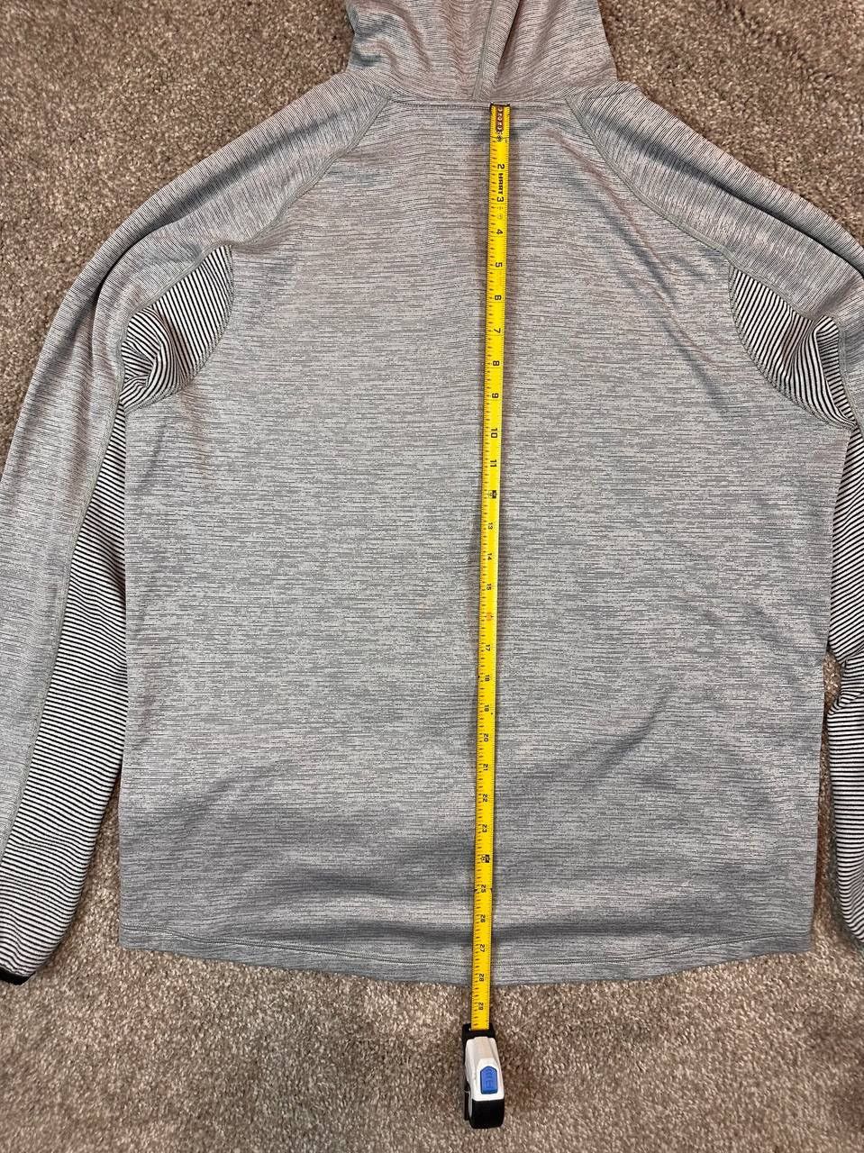 Oakley Vintage Y2K Oakley Full Zip Performance Hoodie Grey Black Size US XL / EU 56 / 4 - 13 Thumbnail