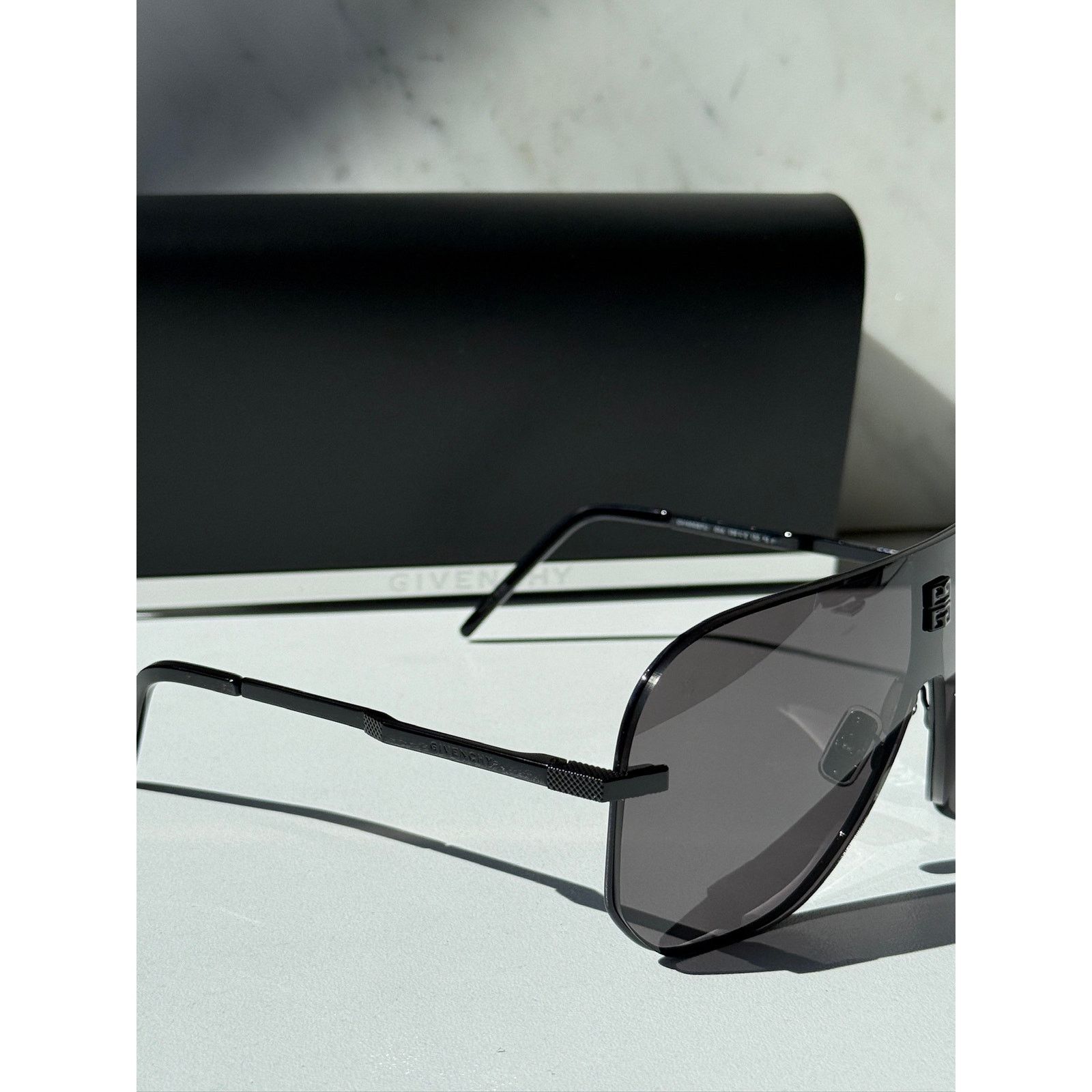 Givenchy NEW Givenchy GV40087U 4Gem Aviator Sunglasses $650 Size ONE SIZE - 5 Thumbnail