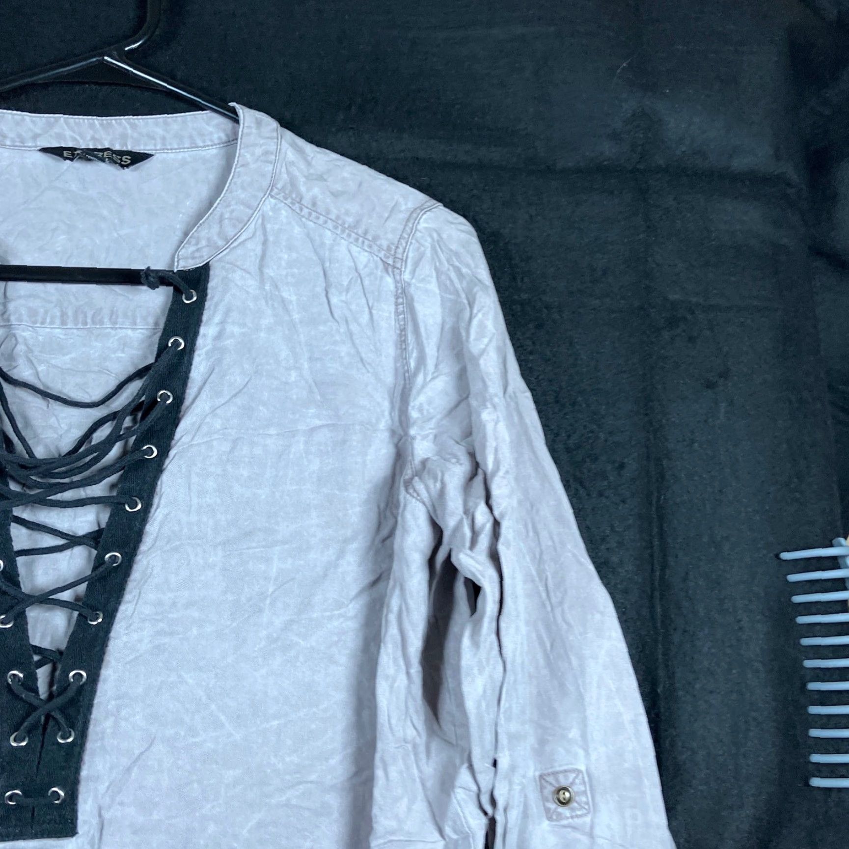 Express Express Shirt Womens Gray Long Sleeve V Neck Tie Up 100% Lyocell M Size M / US 6-8 / IT 42-44 - 5 Thumbnail