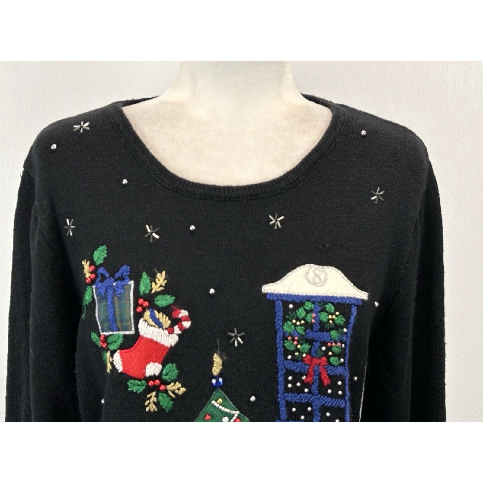 Vintage VINTAGE Nutcracker Christmas Tunic Sweater Women's S Black Beaded Embellished Knit Ramie Blend 1960s/70s Mens Womens? Size S / US 4 / IT 40 - 5 Thumbnail