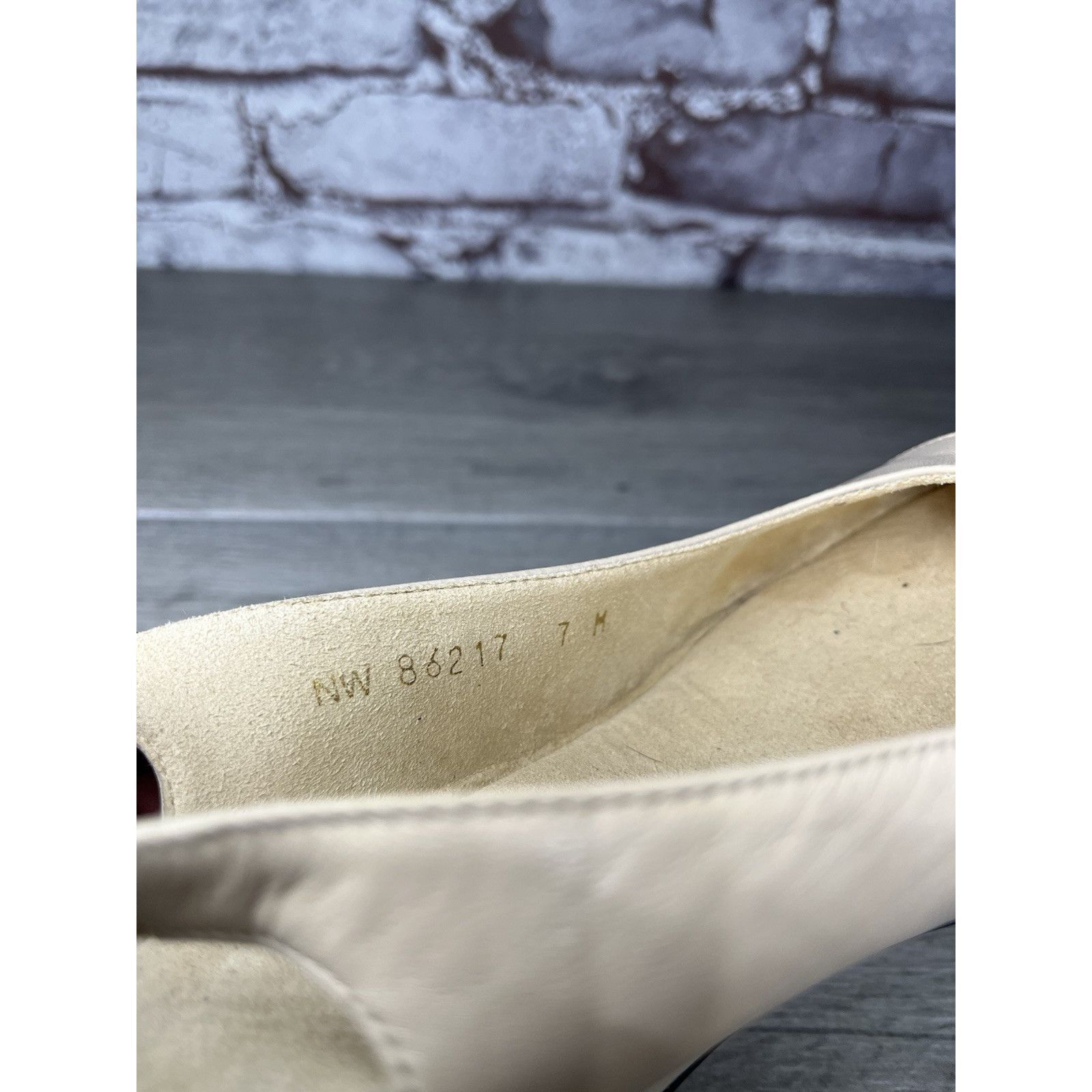 Stuart Weitzman STUART WEITZMAN Black Patent Cap Blush Pink Leather Ankle St Size US 7 / IT 37 - 10 Thumbnail