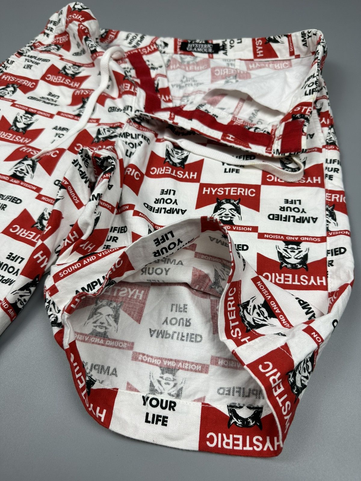 Hysteric Glamour × Japanese Brand 🔥Rare🔥Vintage Hysteric Glamour Full Printed Short Size US 34 / EU 50 - 4 Thumbnail