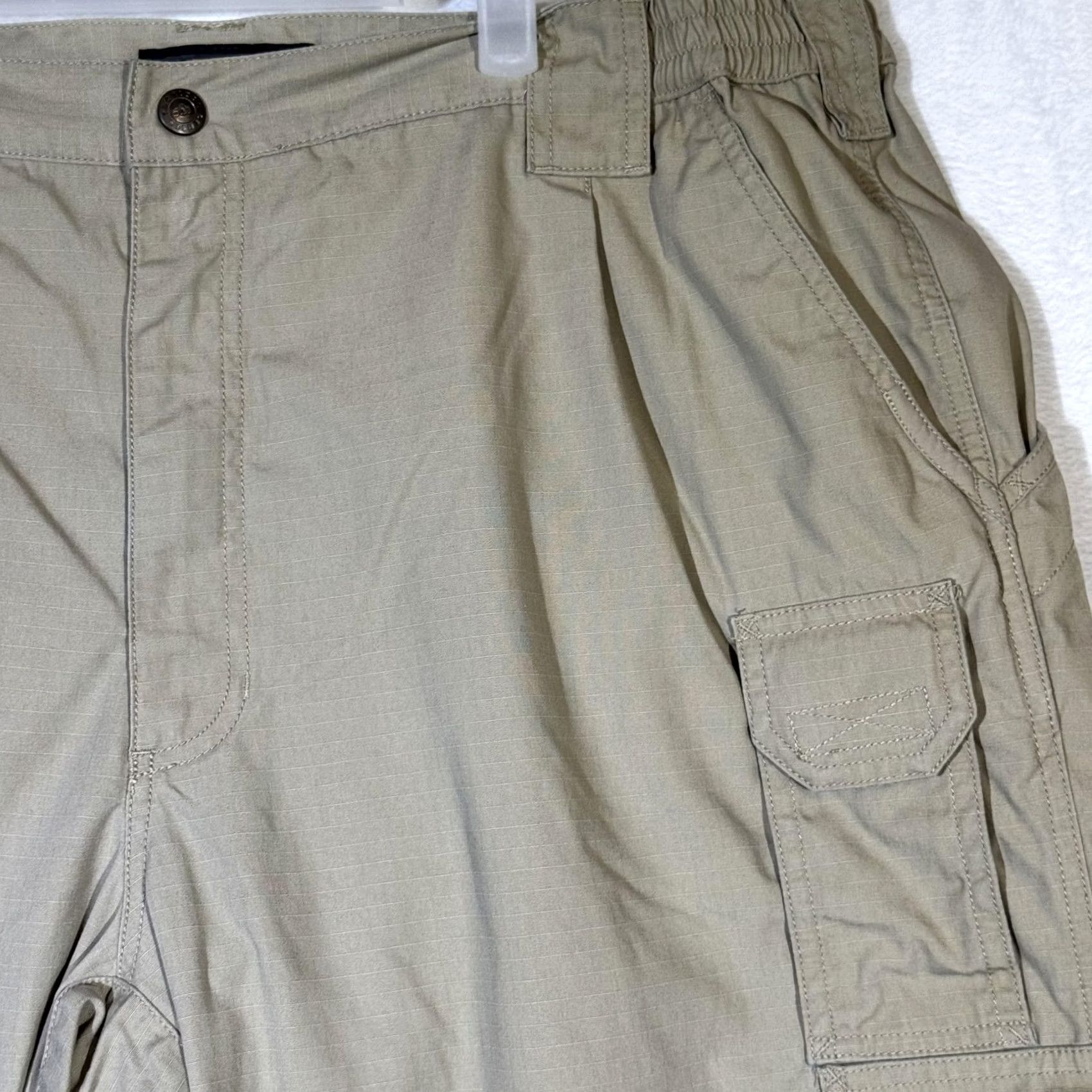 Vintage 5.11 Tactical Pants Mens 42x30 Khaki Ripstop Cargo Elastic Waist CCW D-Ring Pants Mens 42 Khaki Cargo Pants Size US 42 / EU 58 - 6 Thumbnail