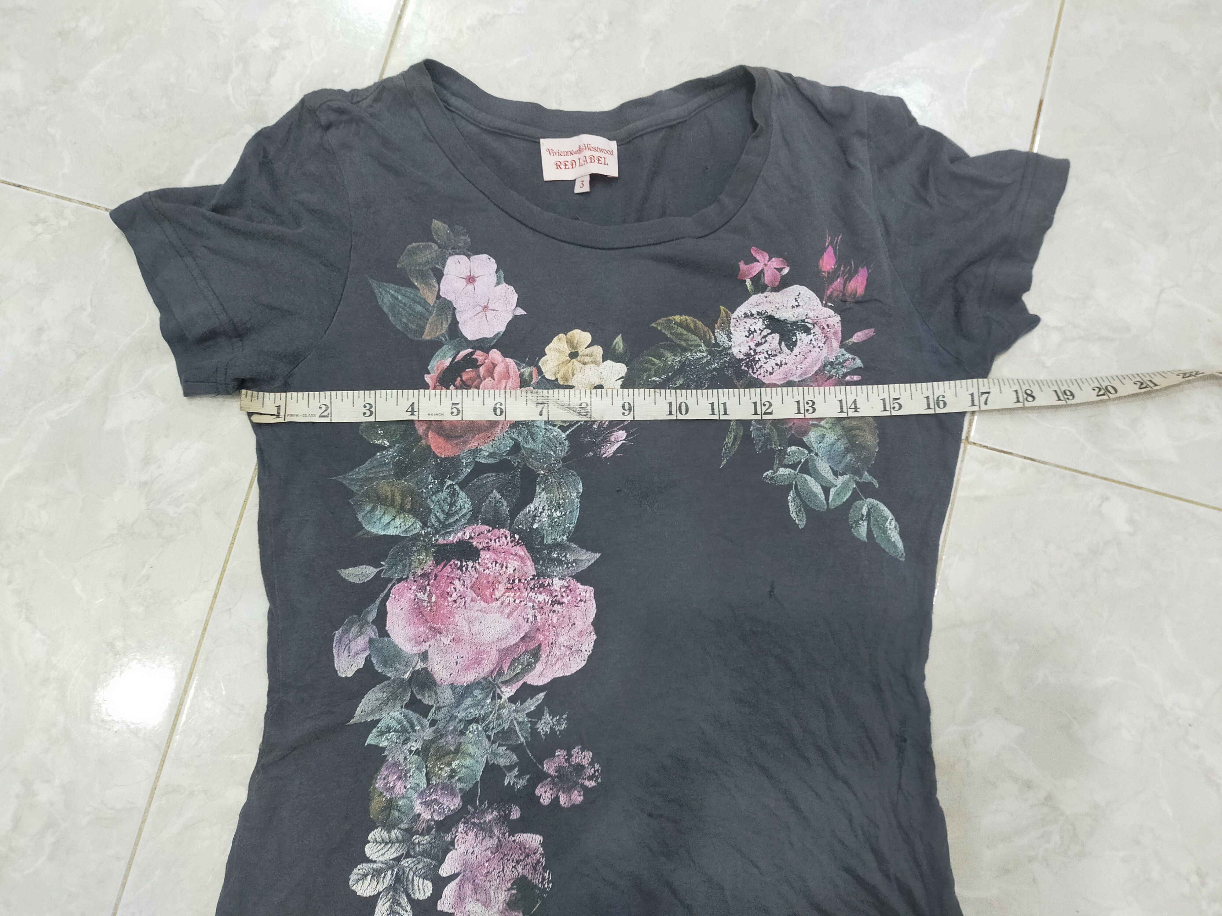 Designer × Vintage × Vivienne Westwood Vintage Vivienne Westwood Distressed Tee Size S / US 4 / IT 40 - 15 Thumbnail